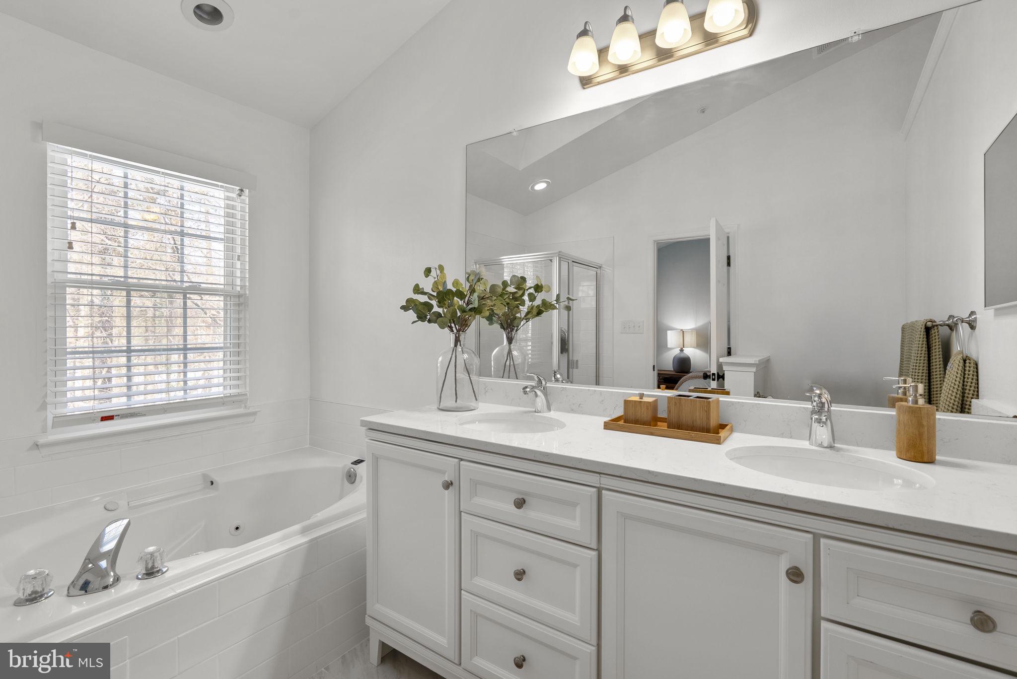 JAMES CREEK - Residential