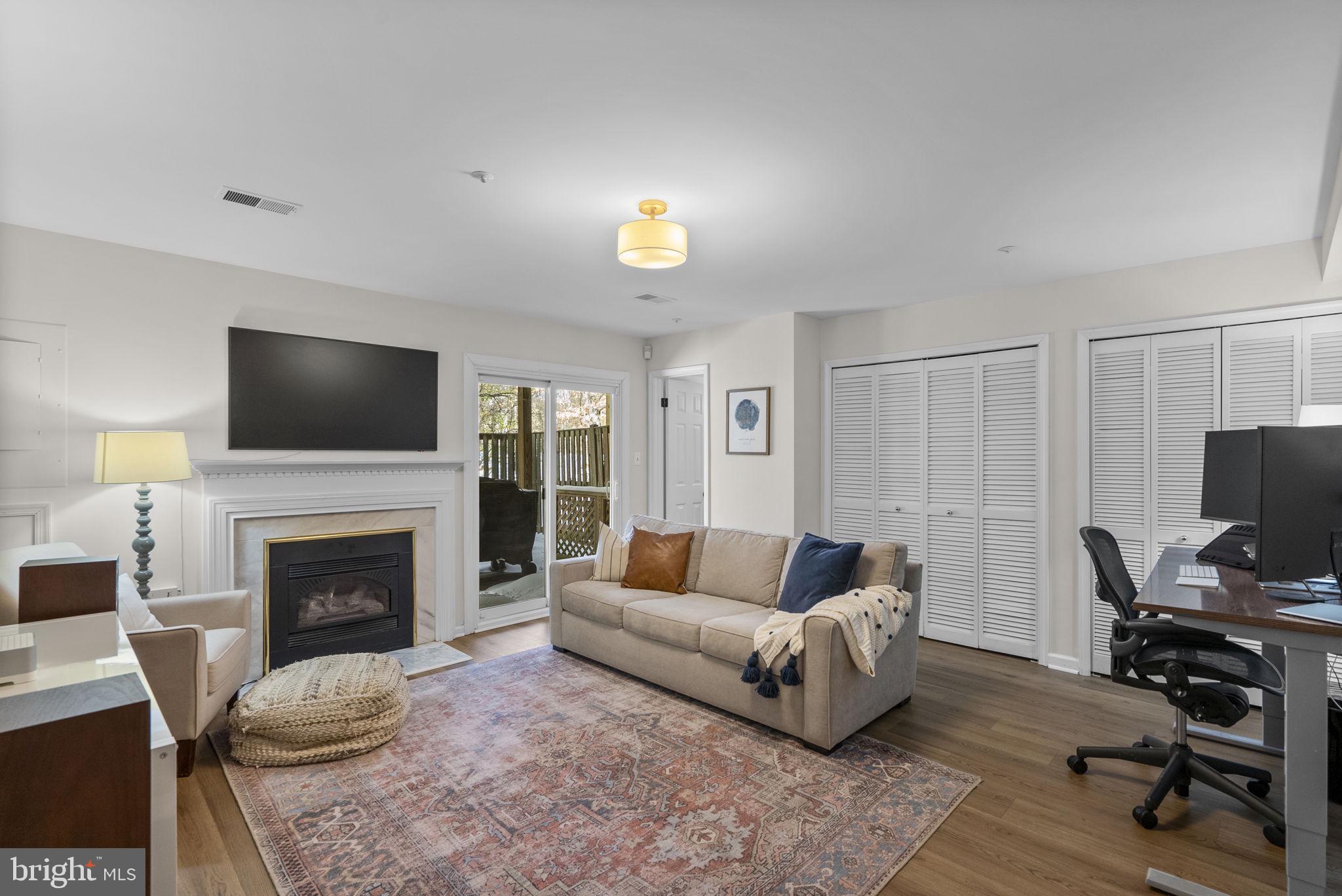 JAMES CREEK - Residential