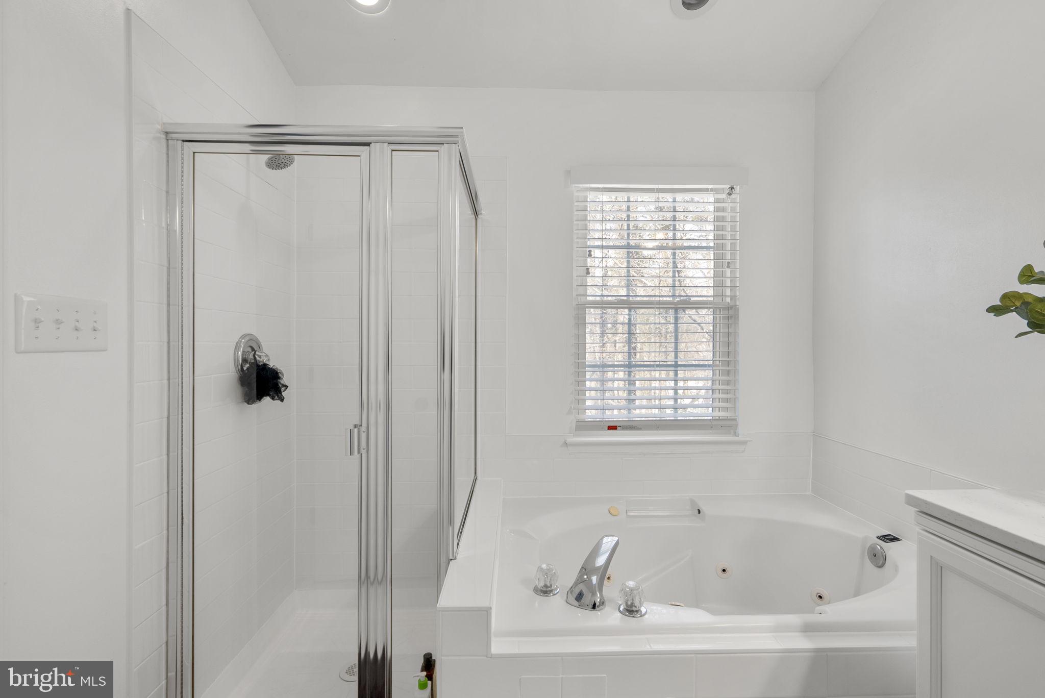 JAMES CREEK - Residential