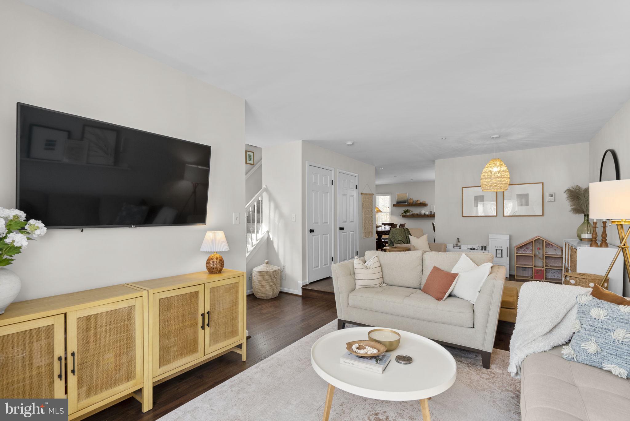 JAMES CREEK - Residential