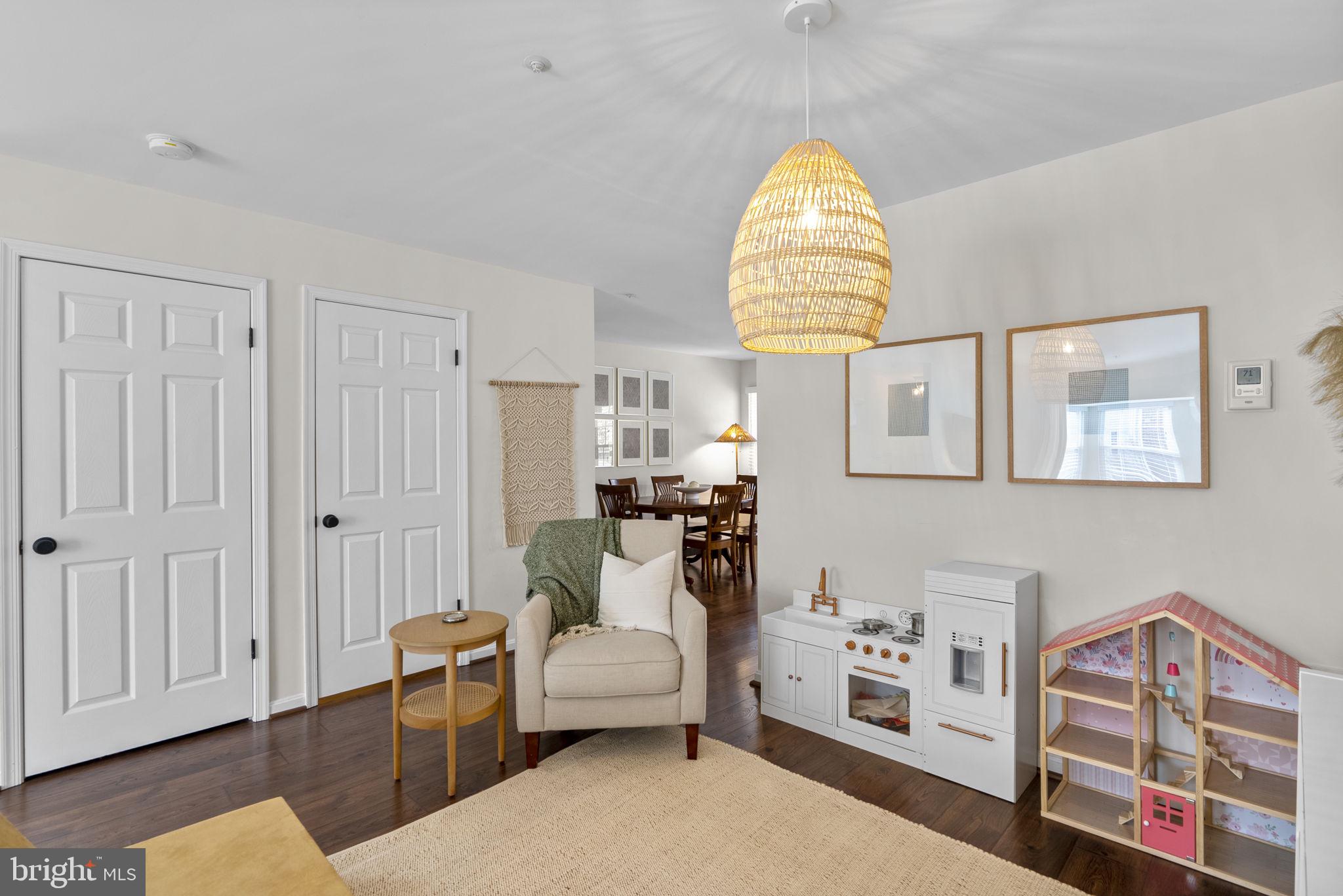 JAMES CREEK - Residential