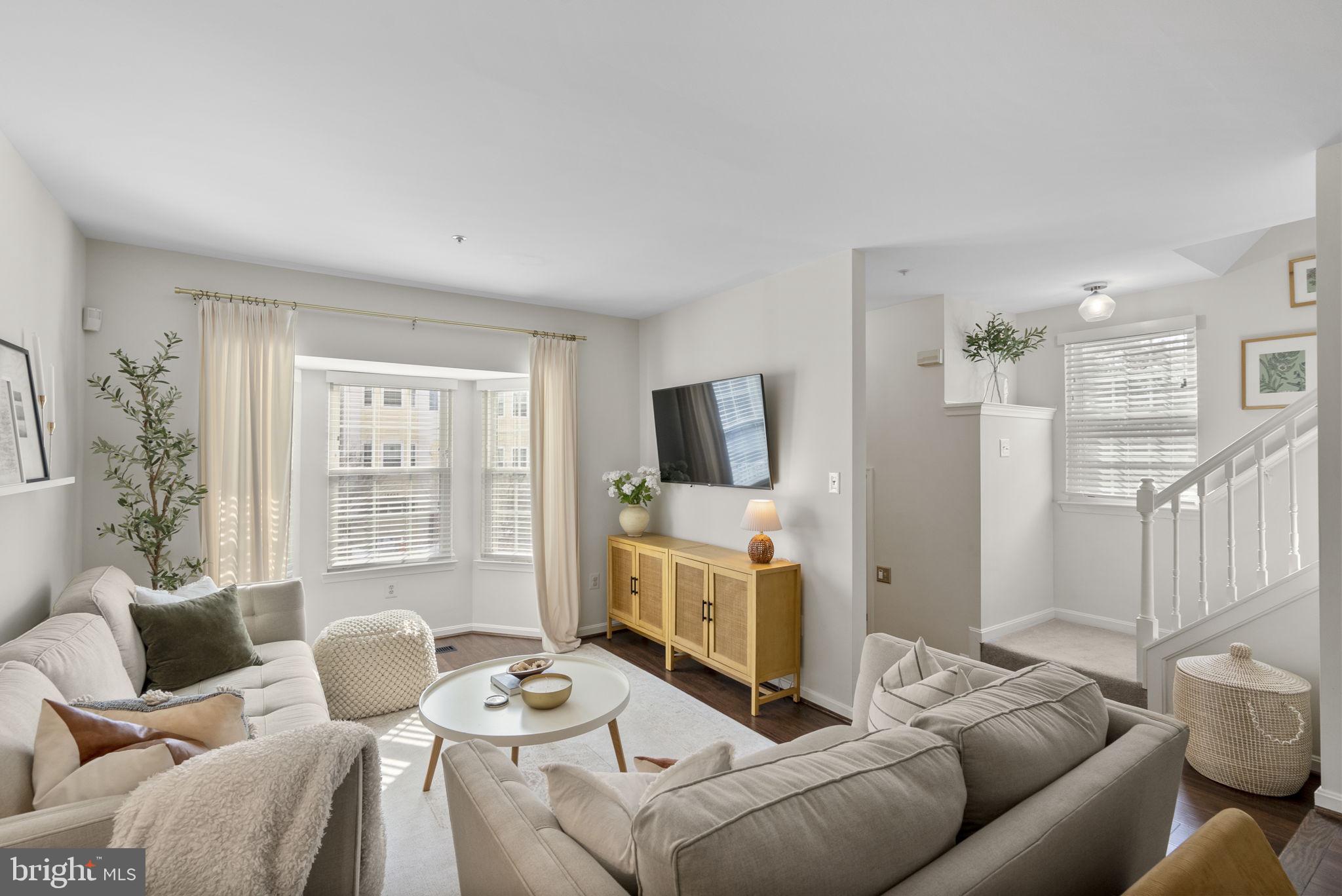 JAMES CREEK - Residential