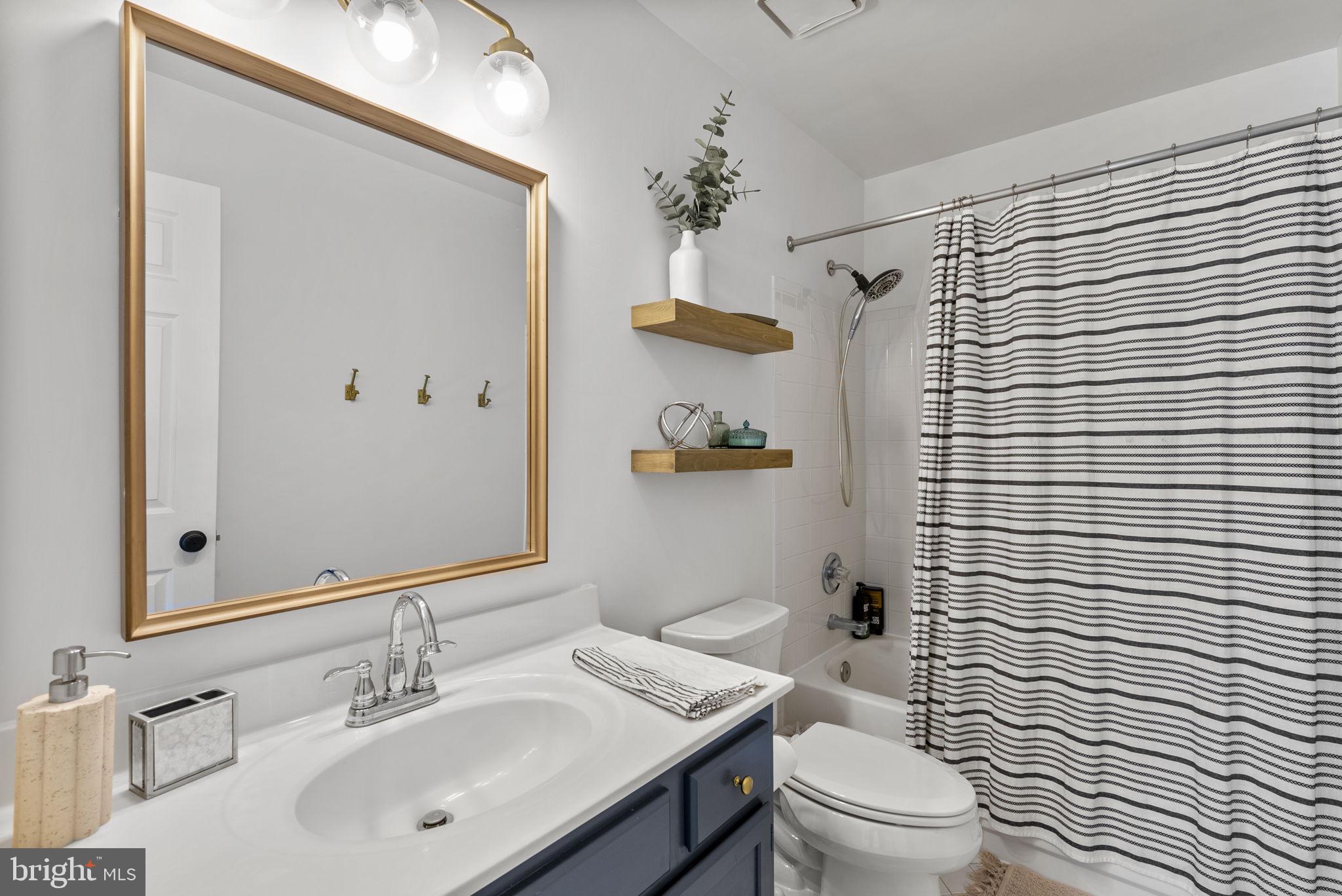 JAMES CREEK - Residential