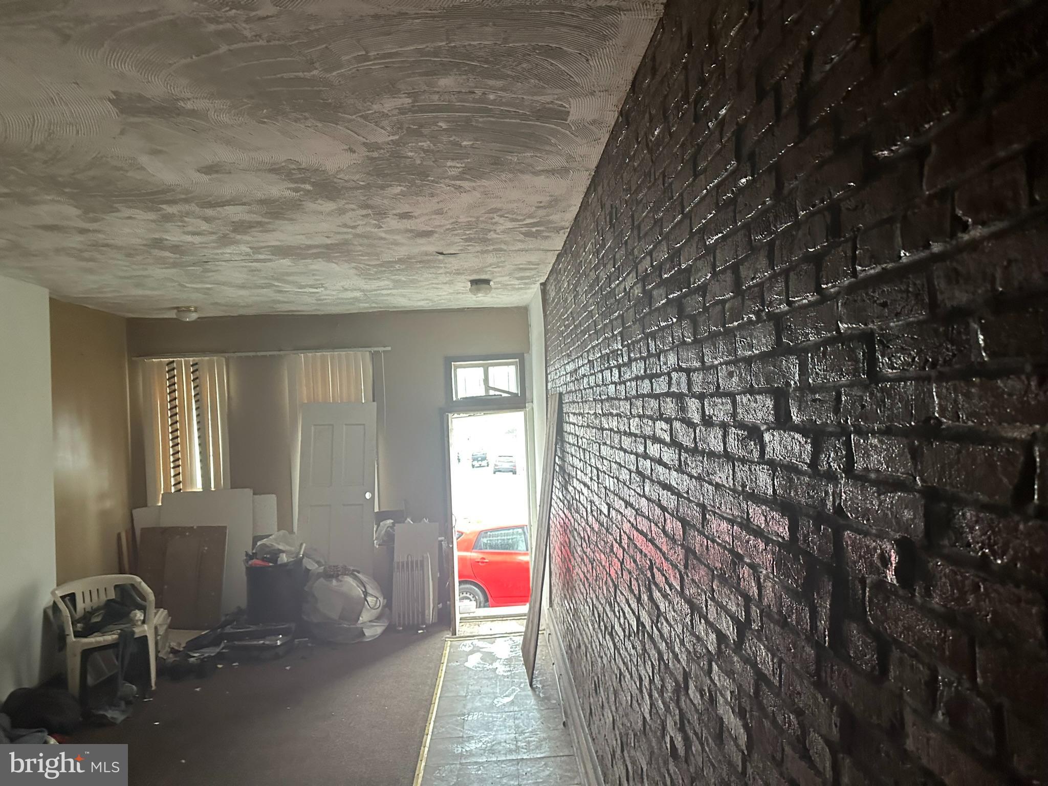 SANDTOWN-WINCHESTER - Residential