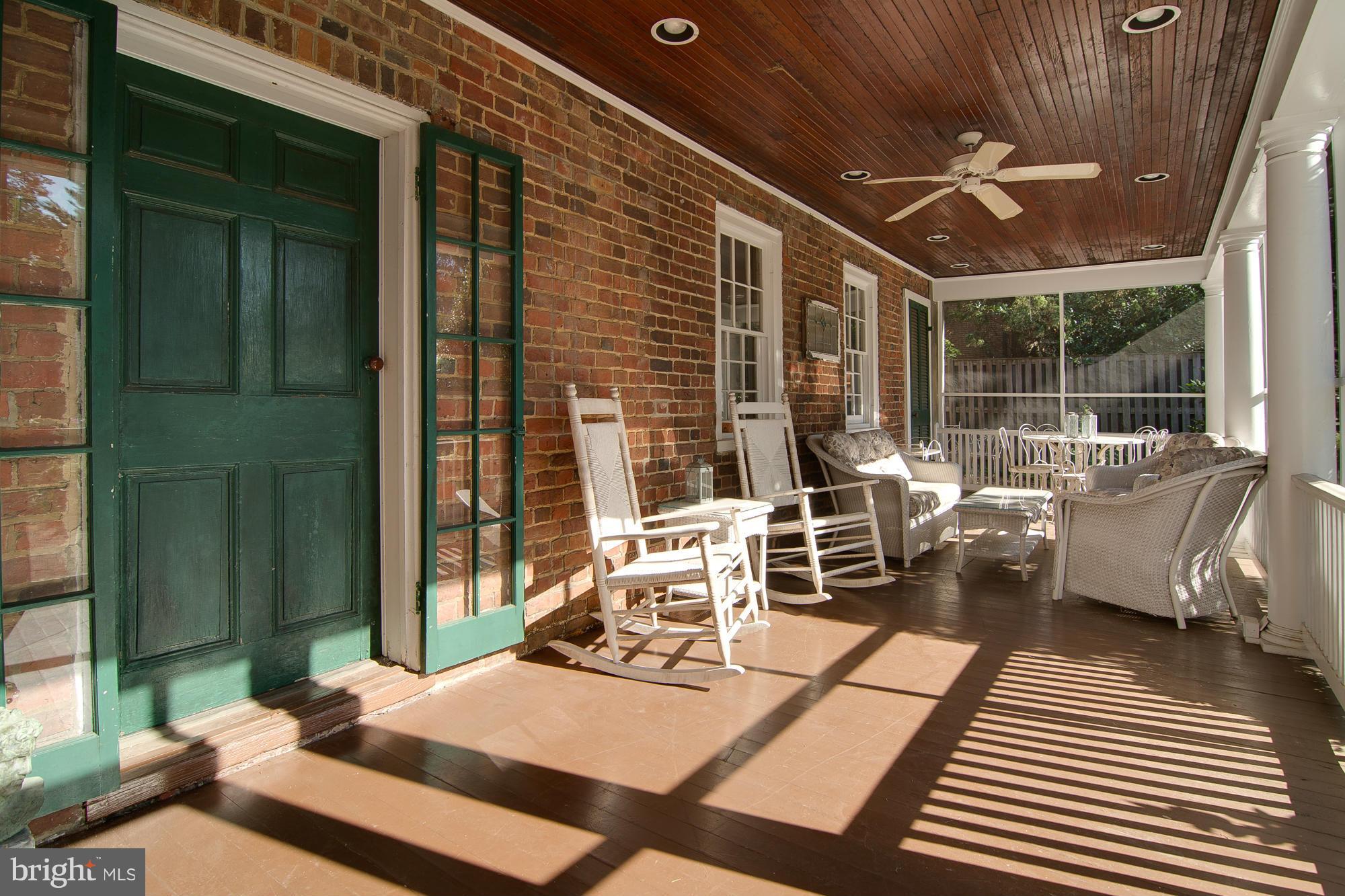 HISTORIC DISTRICT - Residential