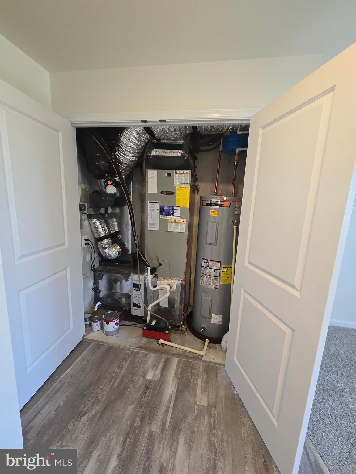 LANDING AT CENTRAL PARK - Residential