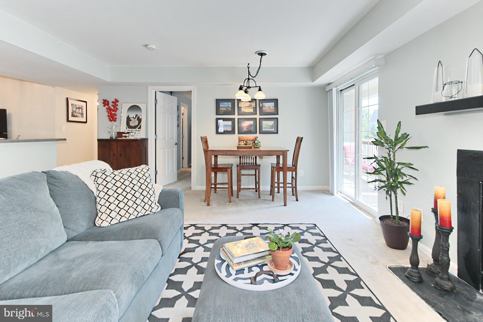 PENDERBROOK SQUARE CONDOMINIUMS - Residential