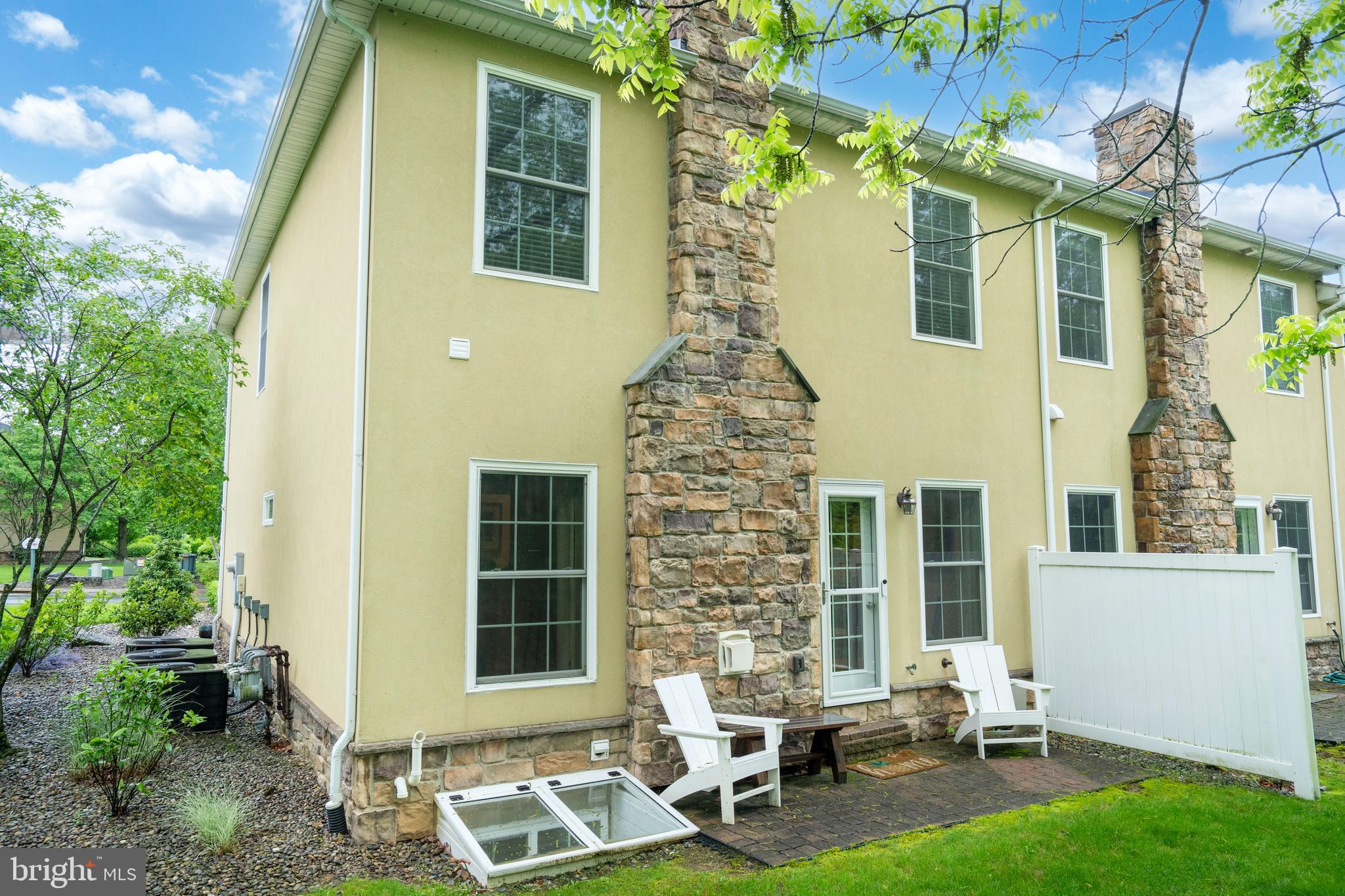 200 WILTREE COURT