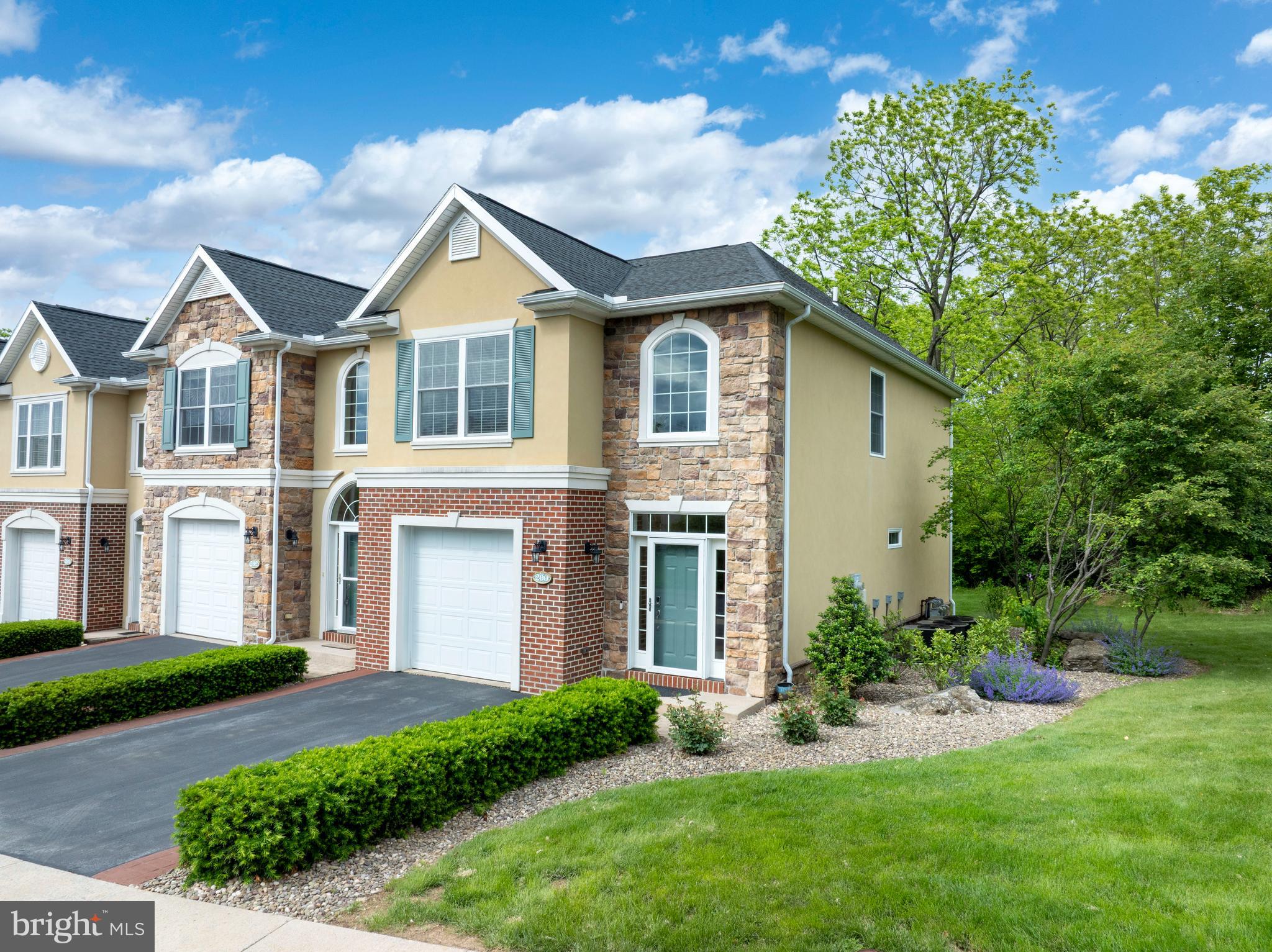 200 WILTREE COURT