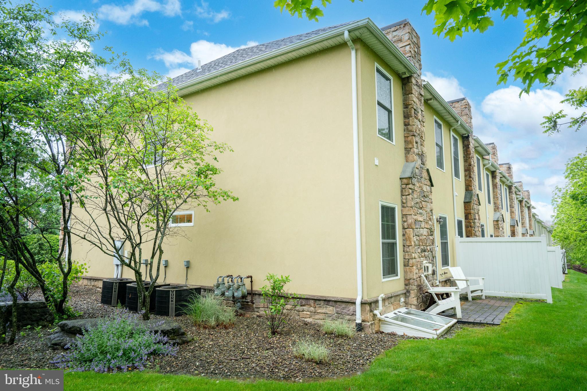 200 WILTREE COURT