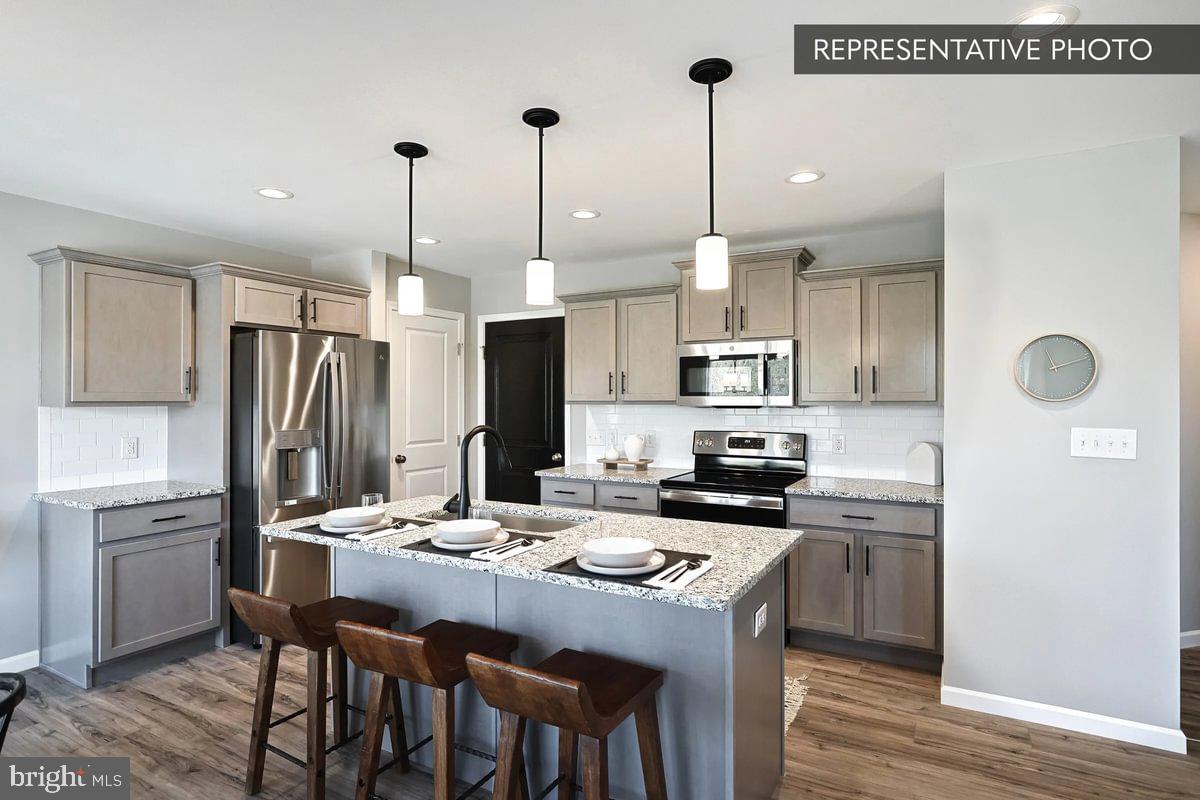 SHADY LANE ESTATES - Residential