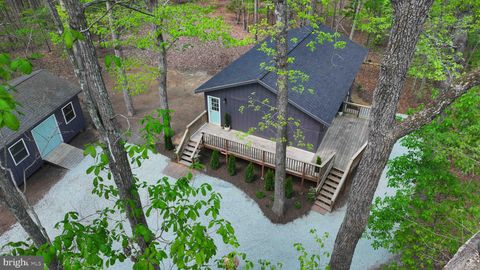 Photo of 204 Union Mills Road, TROY, VA 22974 (MLS # VAFN2000678)