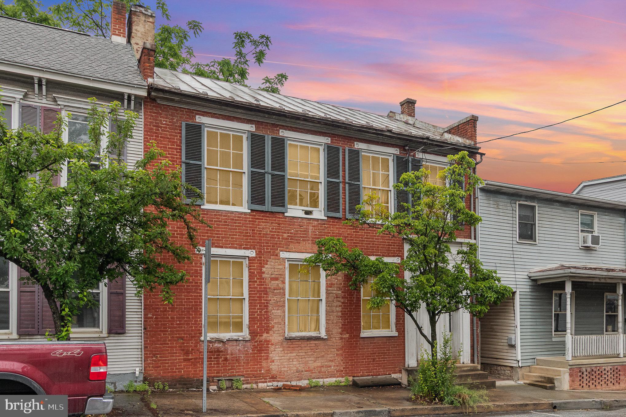 This spacious 4-bedroom, 1.5-bath brick home offers plenty of potential with large, inviting rooms and classic character throughout. A brand-new heat pump with central air provides modern comfort year-round. While some TLC is needed, the home’s generous layout make it a fantastic opportunity to create your dream space.
Enjoy off-street parking and a detached garage, all conveniently located close to shops, parks, and everything Newville has to offer. Don’t miss out on this chance to invest in a home with endless possibilities!