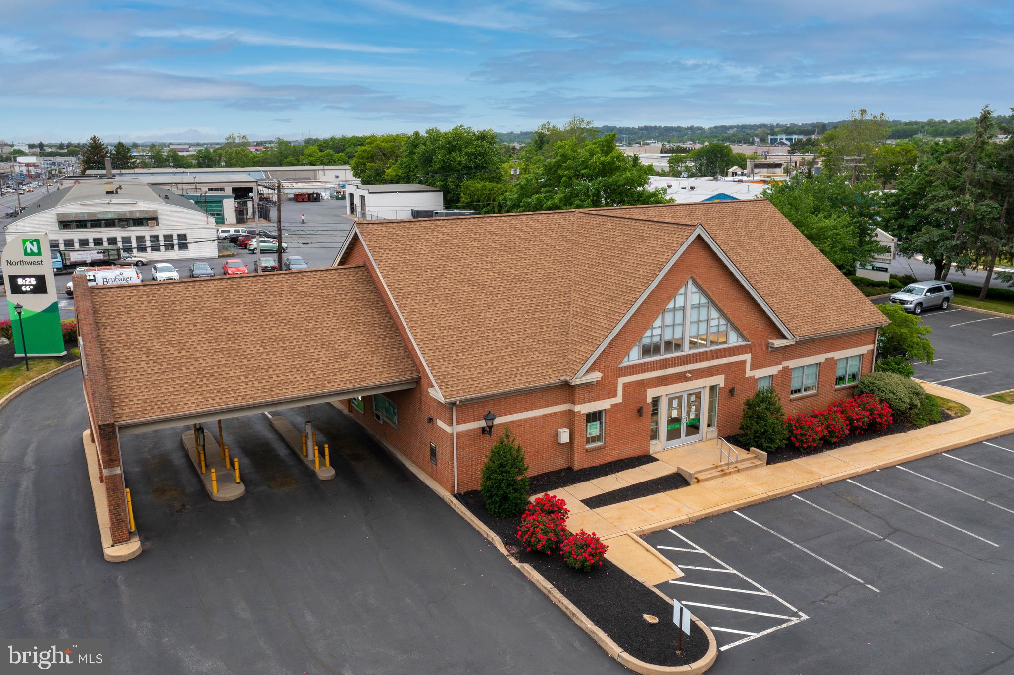 CITY LINE BUSINESS CENTER - Commercial Sale