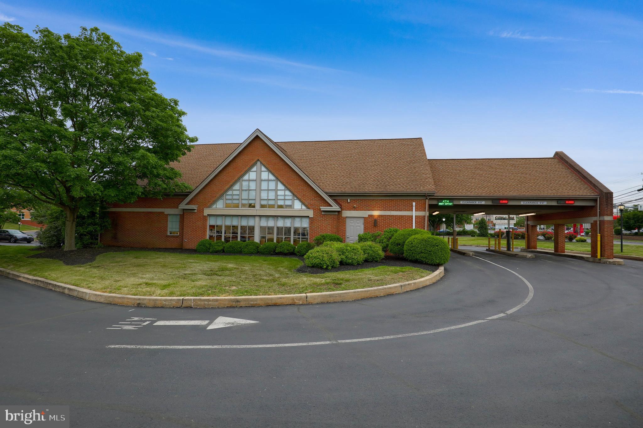 CITY LINE BUSINESS CENTER - Commercial Sale