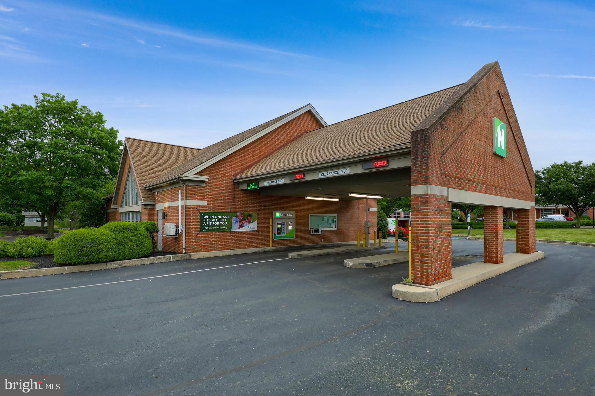 CITY LINE BUSINESS CENTER - Commercial Sale