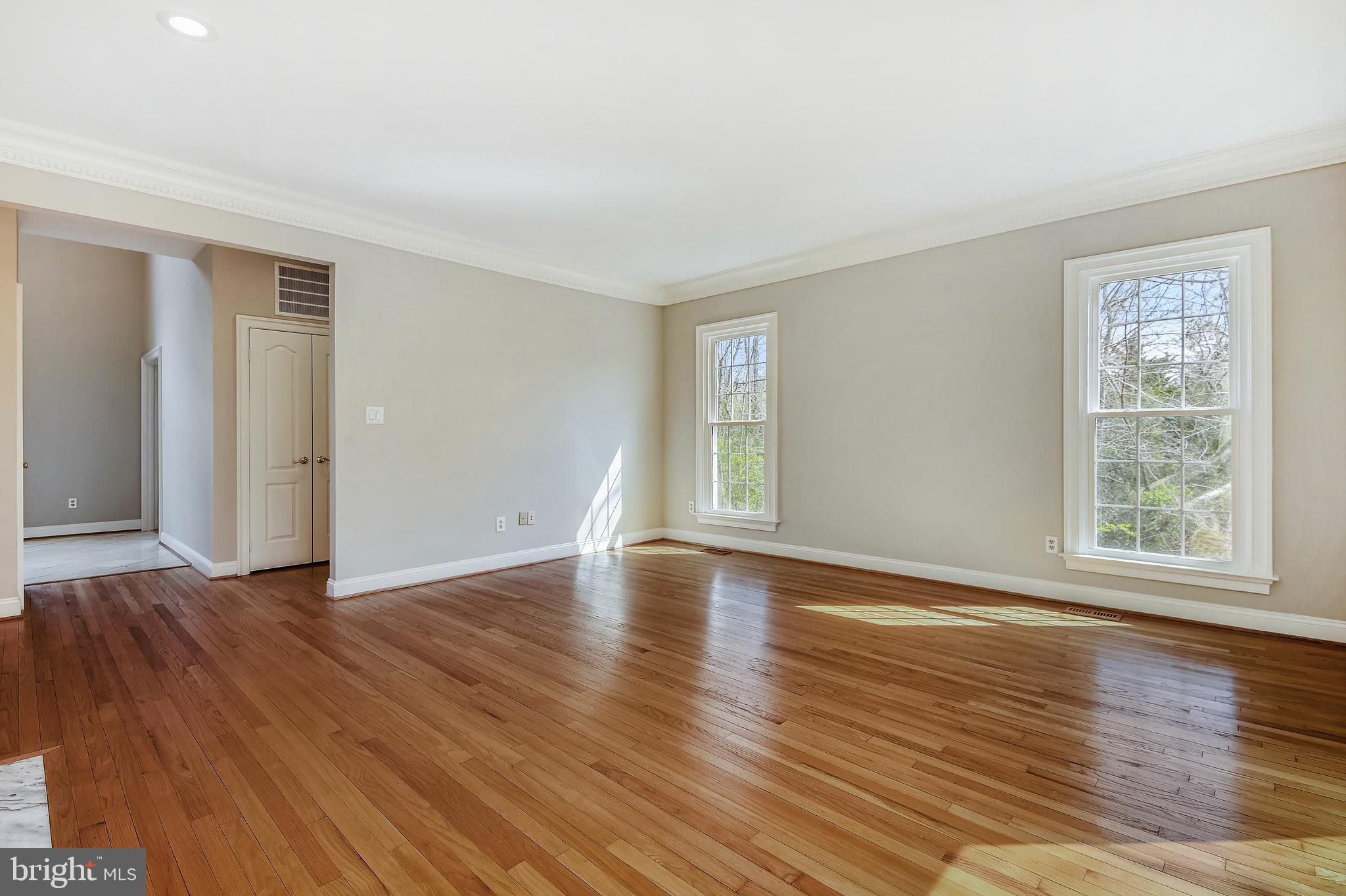 CENTURY OAK - Residential