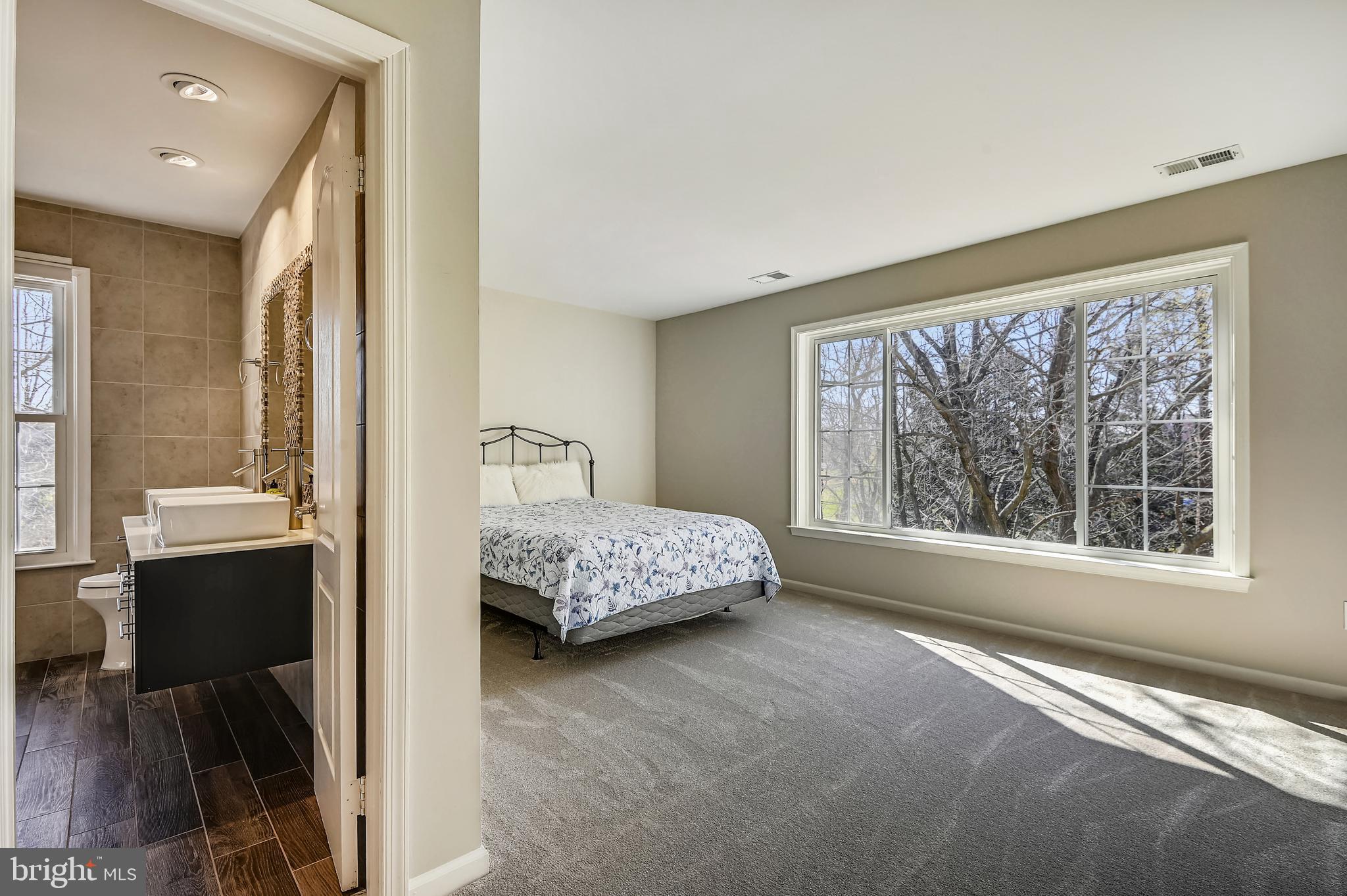 CENTURY OAK - Residential