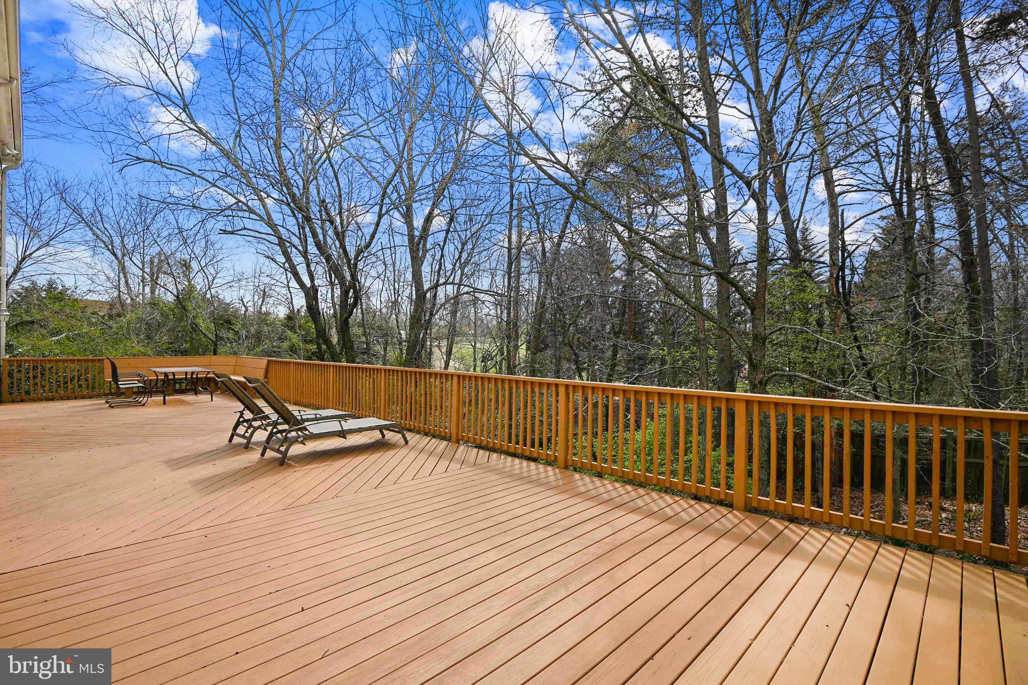 CENTURY OAK - Residential