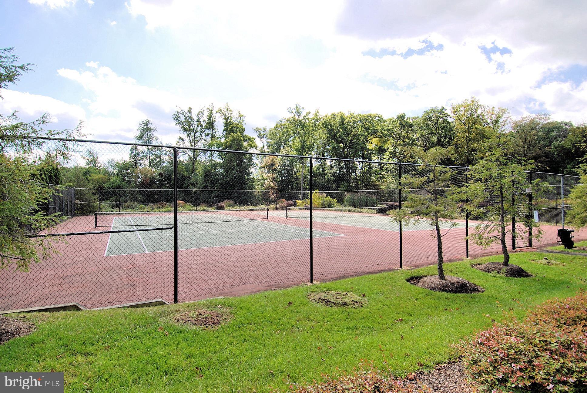 CENTURY OAK - Residential