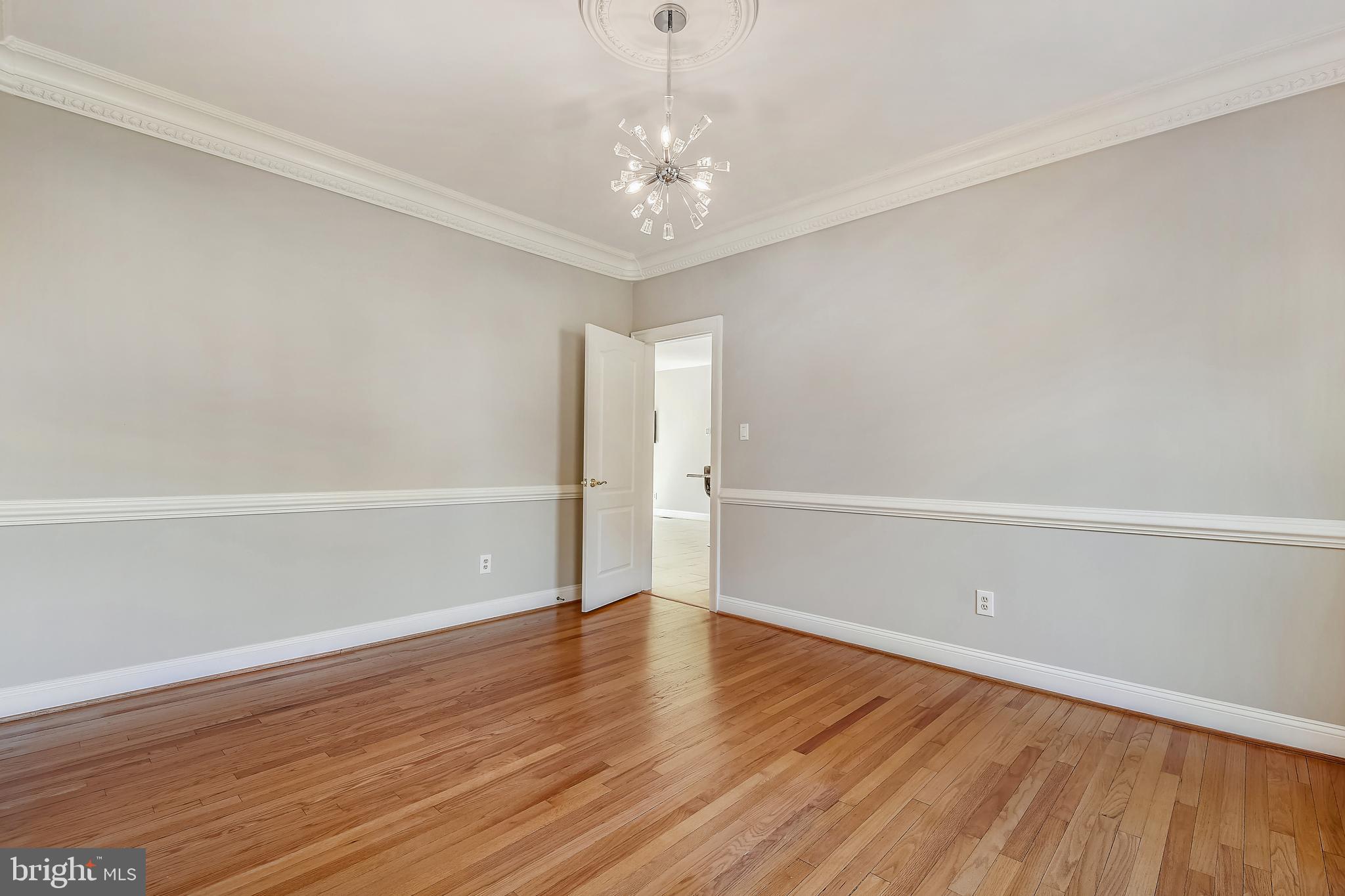 CENTURY OAK - Residential