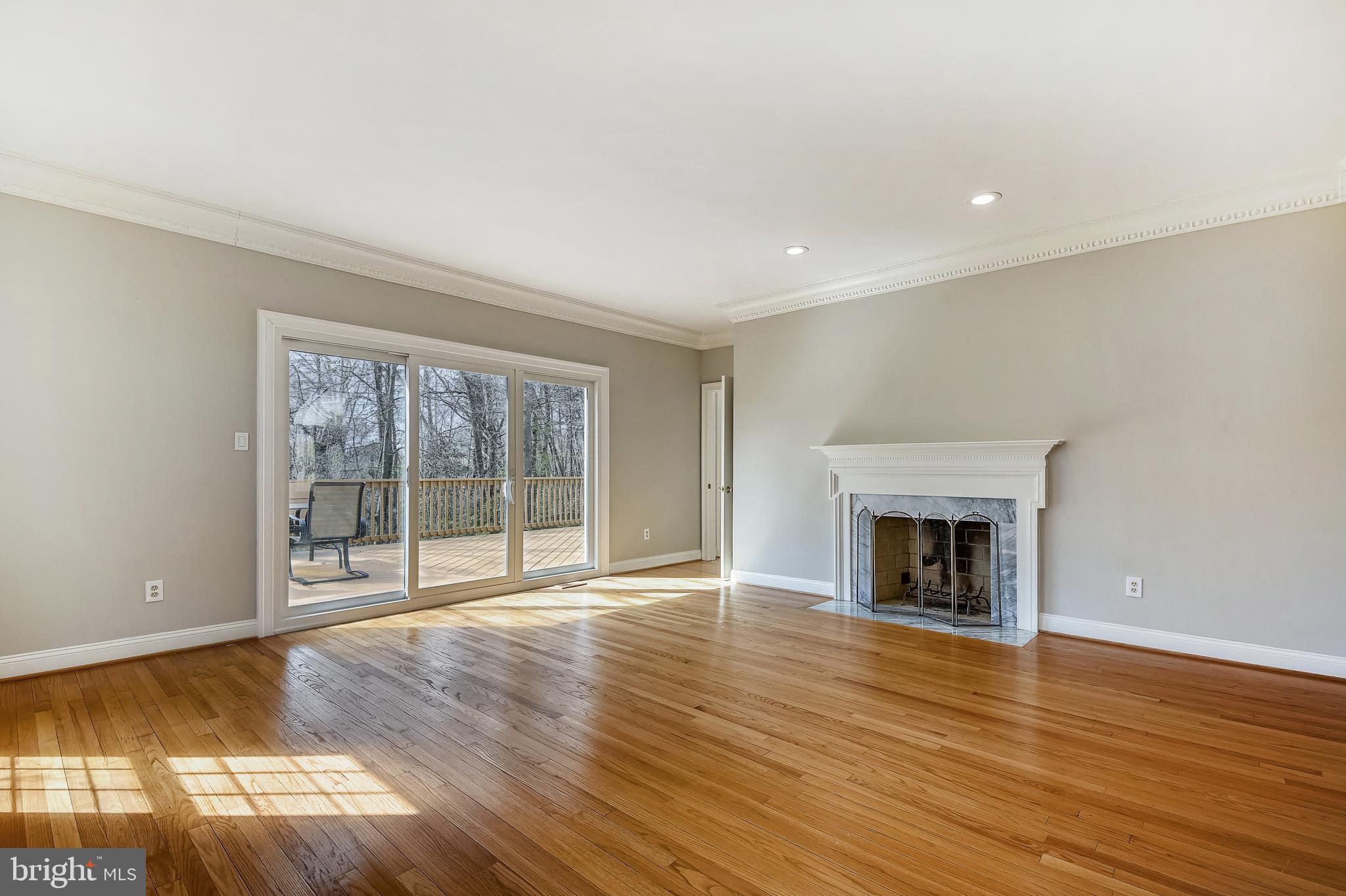 CENTURY OAK - Residential