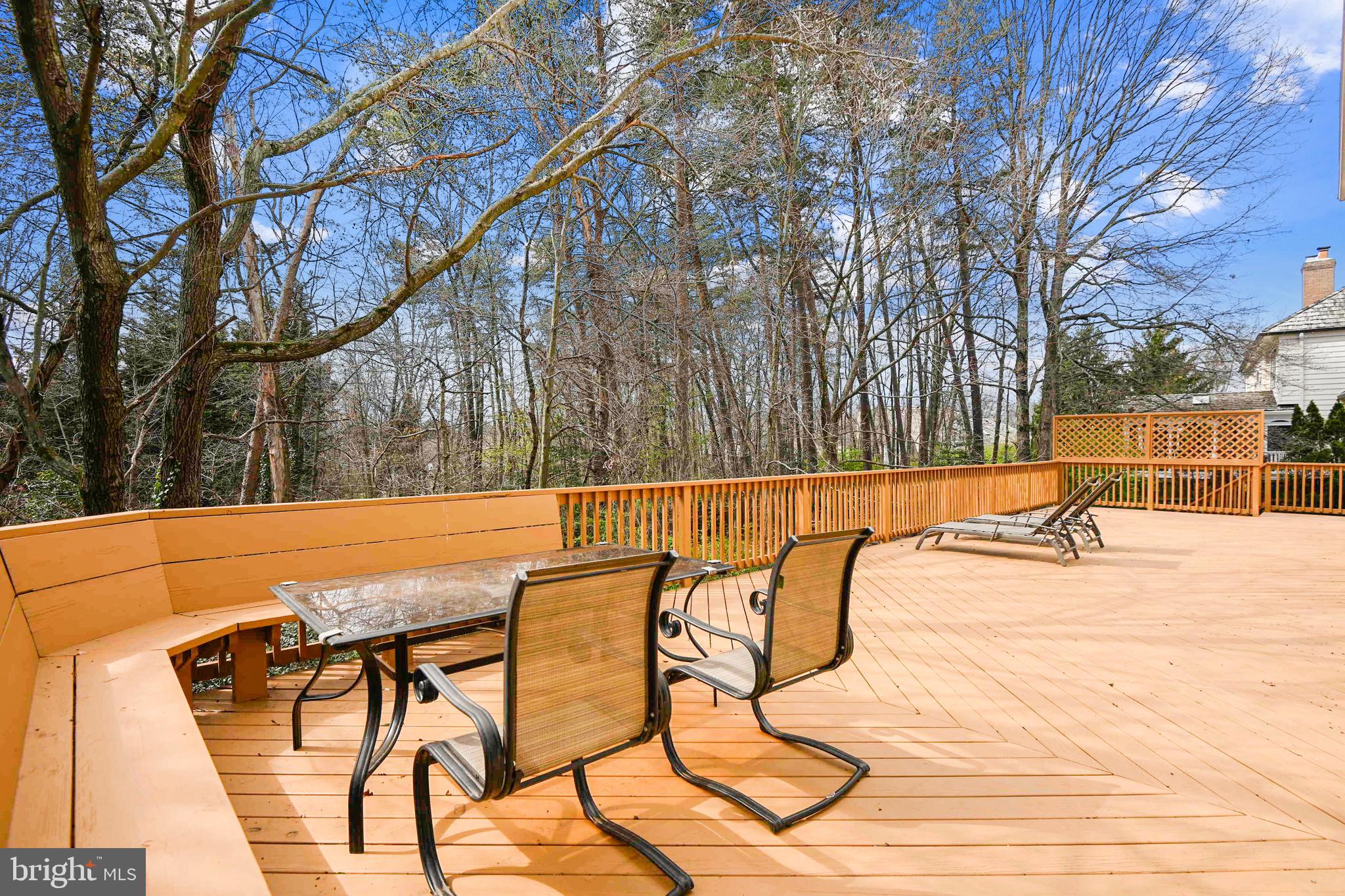 CENTURY OAK - Residential