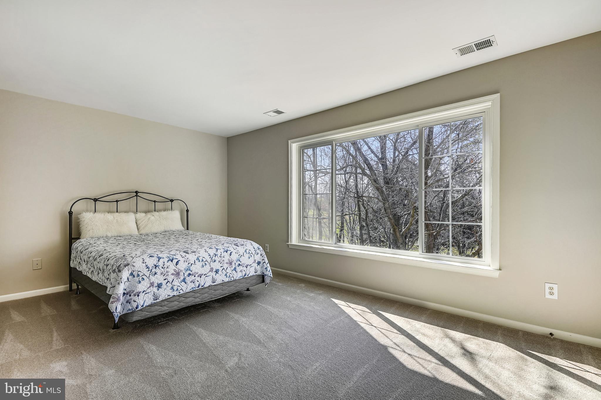 CENTURY OAK - Residential