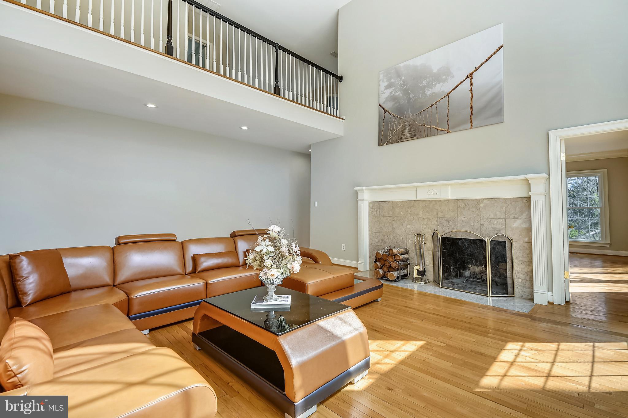 CENTURY OAK - Residential