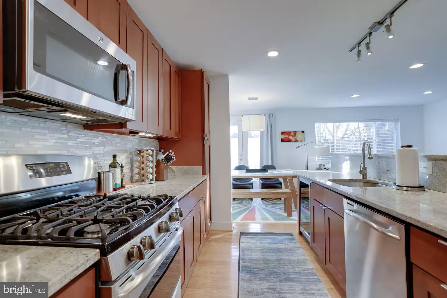 CHERRYDALE - Residential Lease