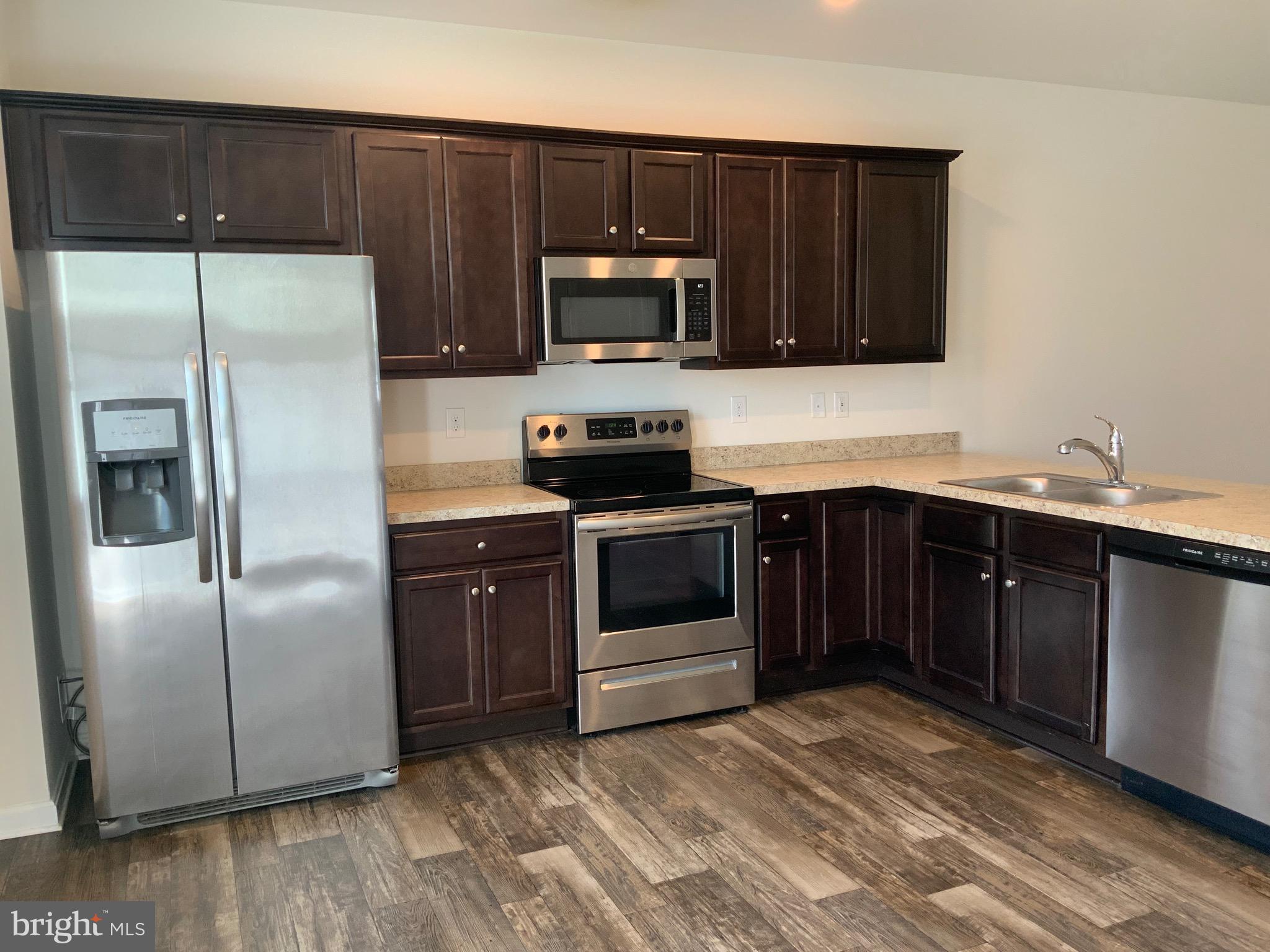 BERKELEY RIDGE - Residential Lease