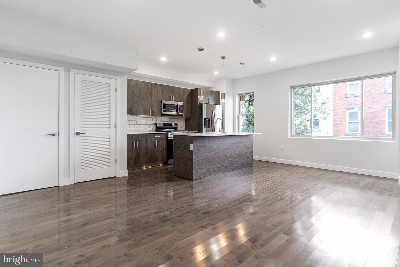 NORRIS SQUARE - Residential Lease