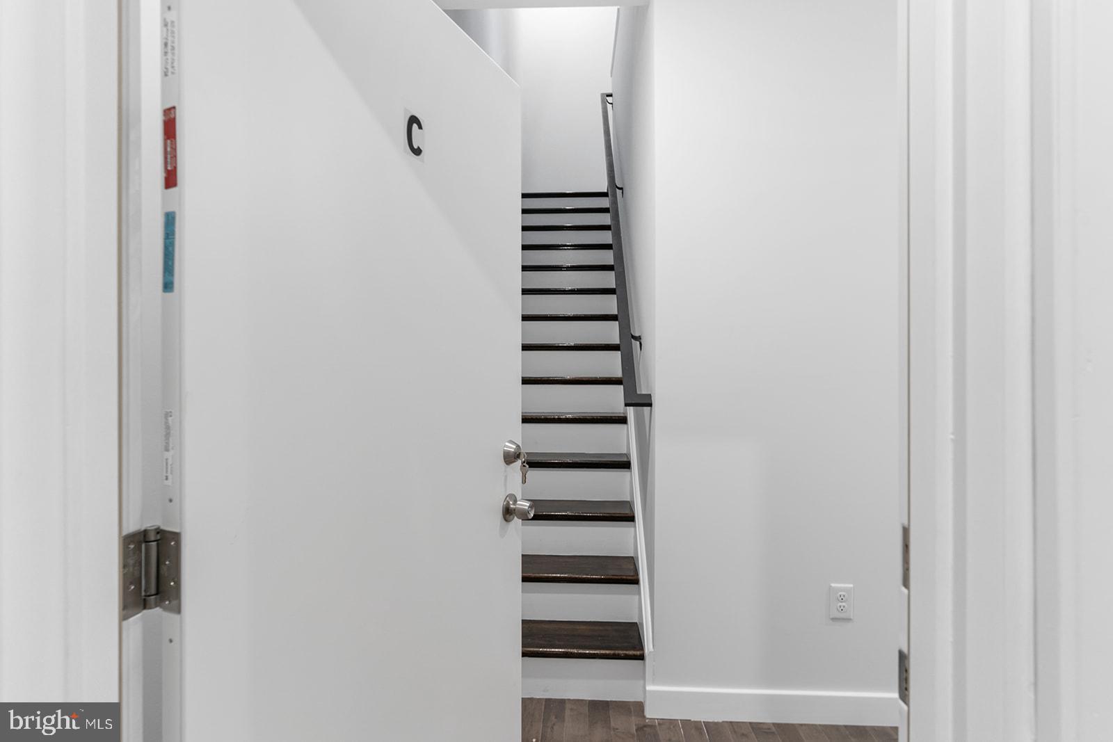 NORRIS SQUARE - Residential Lease