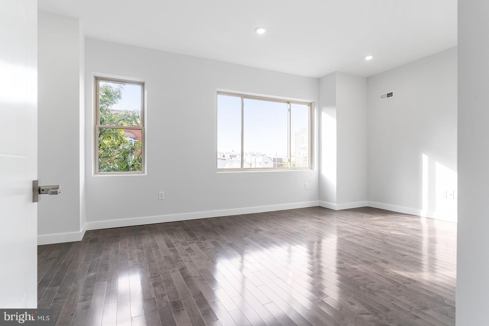 NORRIS SQUARE - Residential Lease