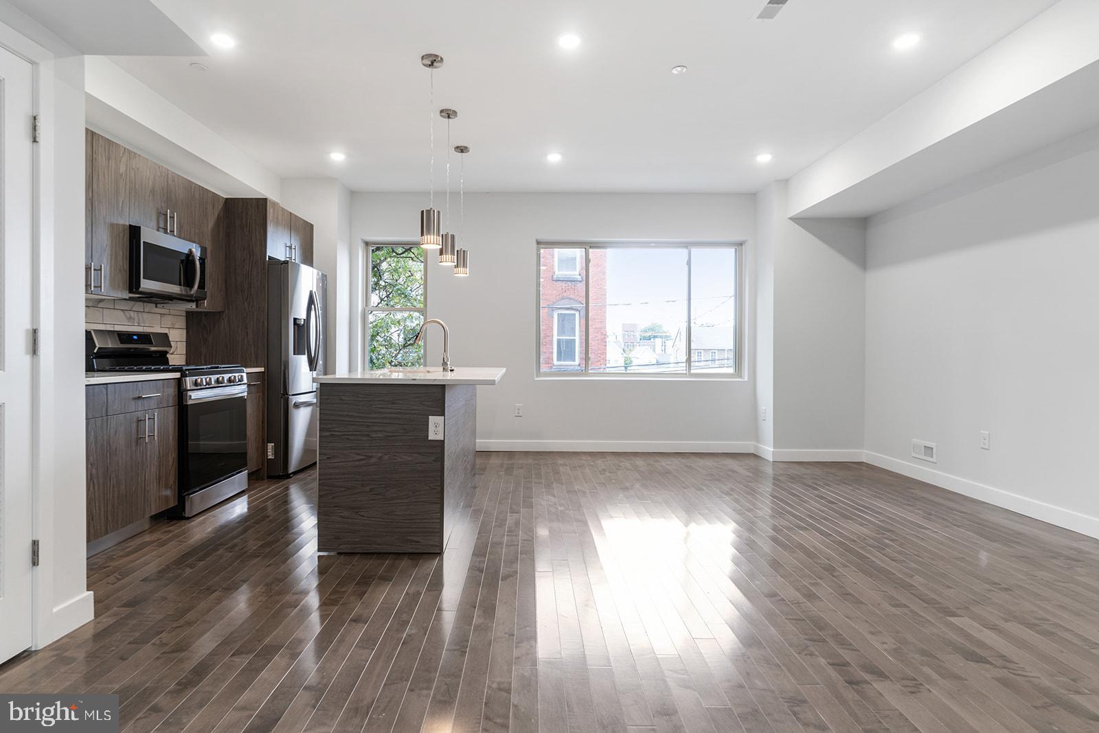 NORRIS SQUARE - Residential Lease