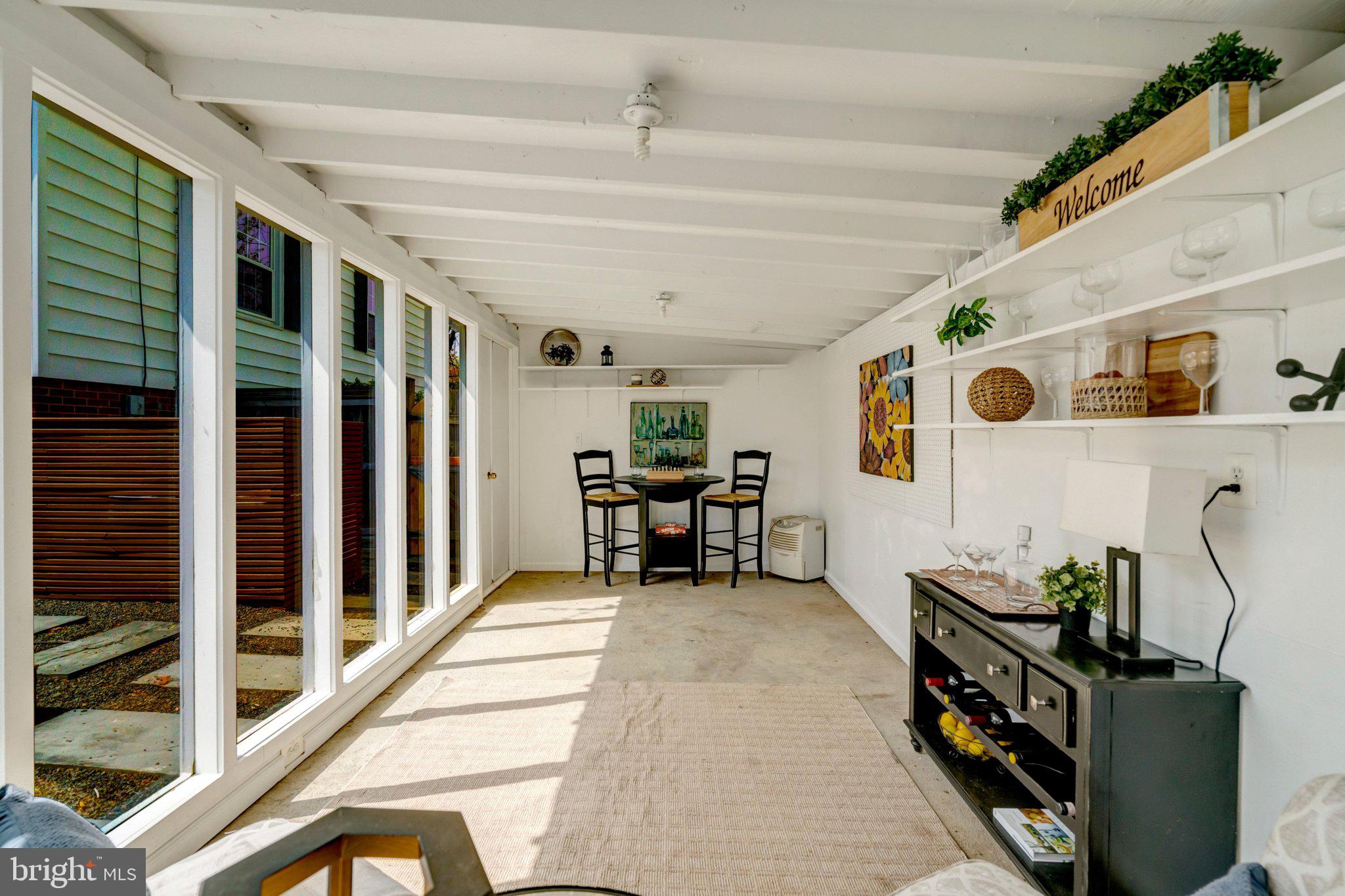 WAYNEWOOD - Residential