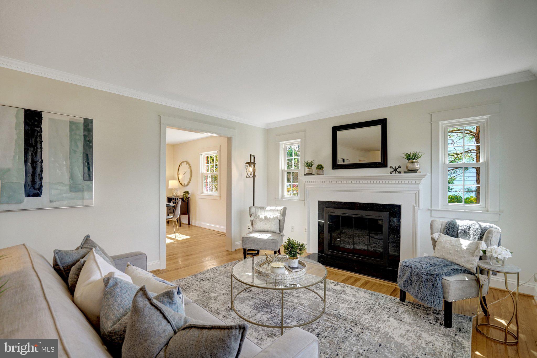 WAYNEWOOD - Residential