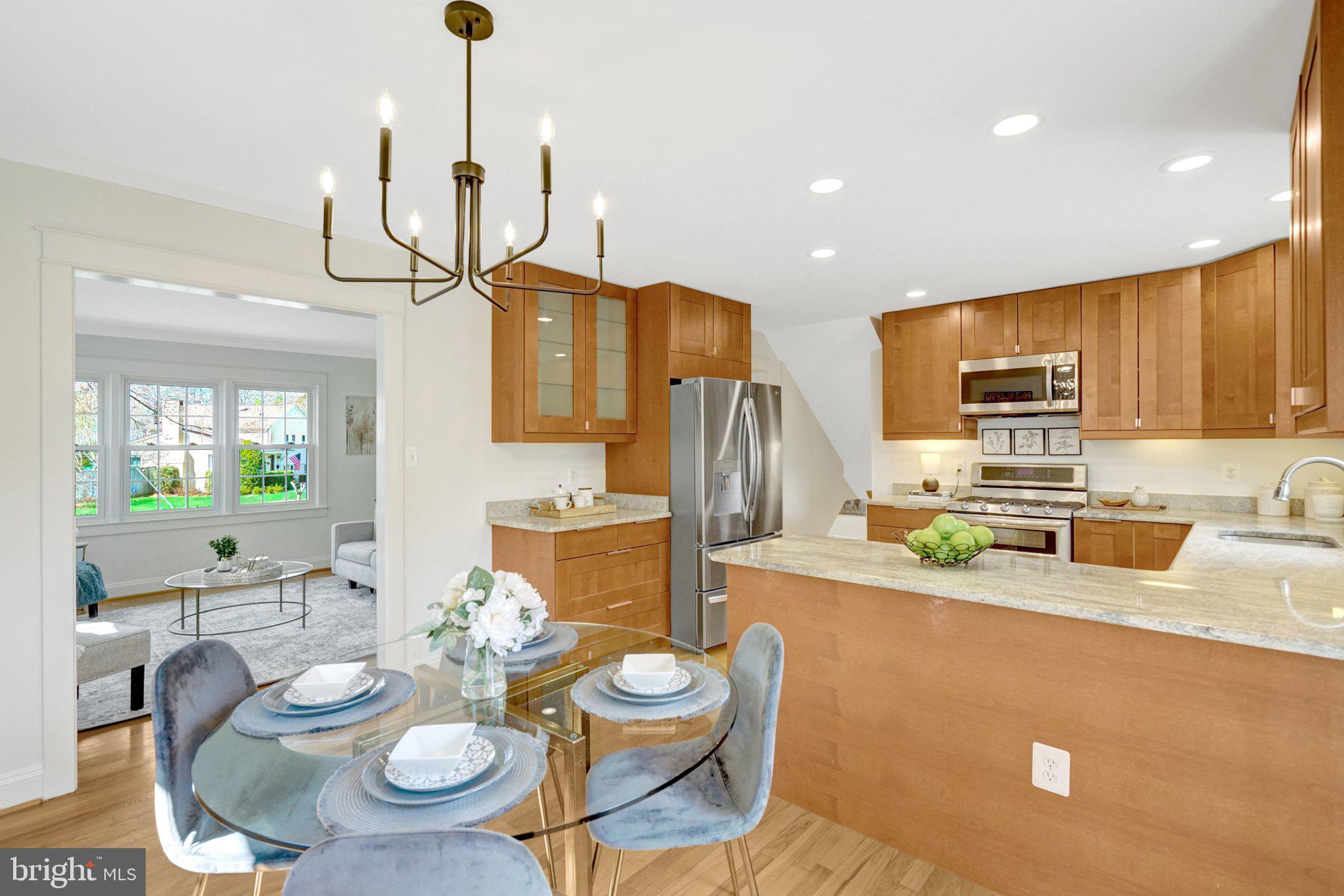 WAYNEWOOD - Residential