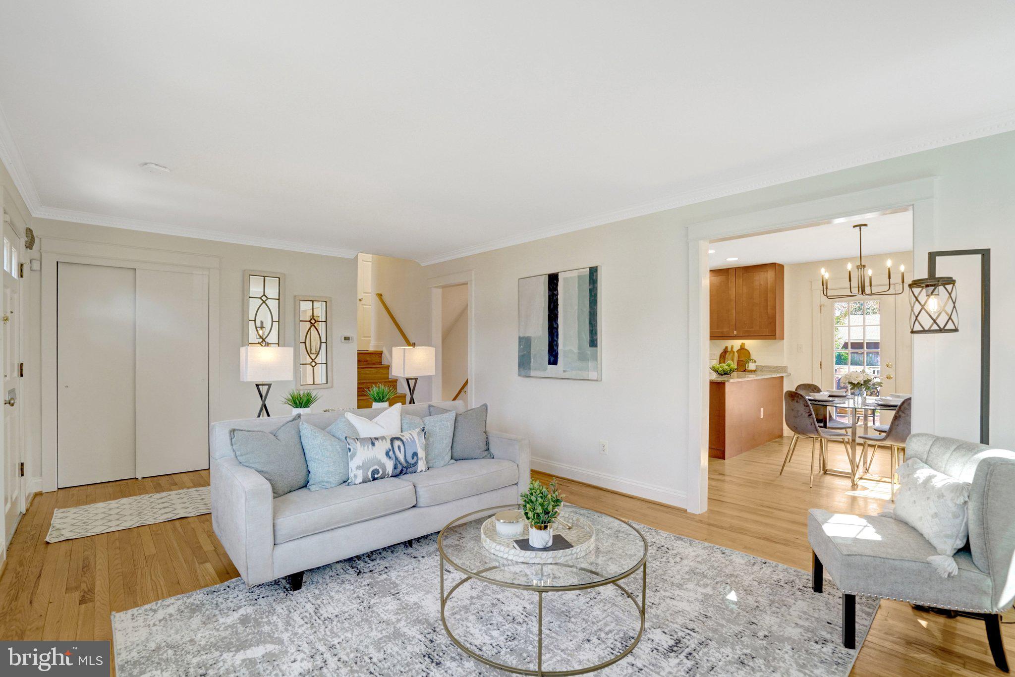 WAYNEWOOD - Residential