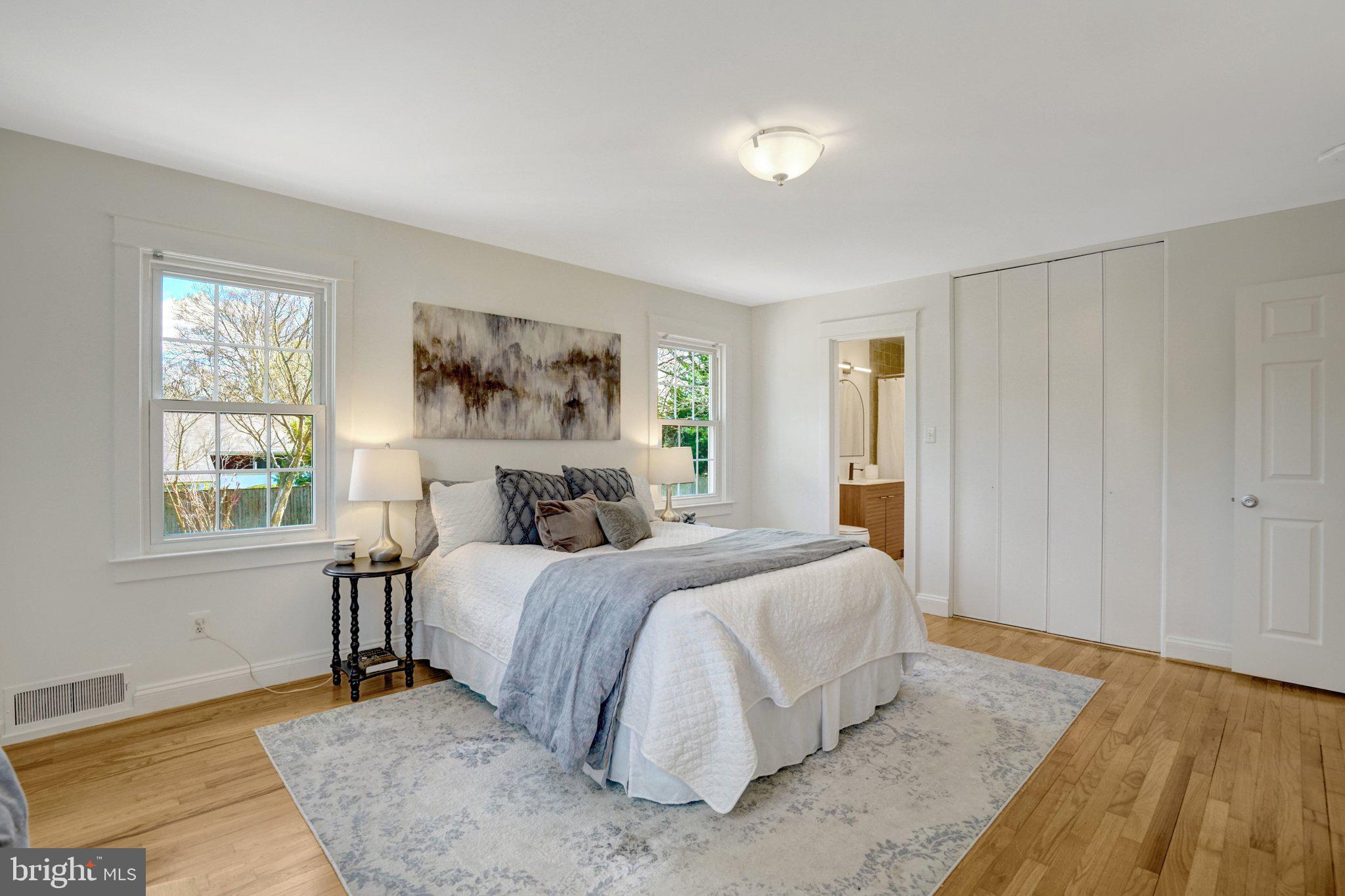 WAYNEWOOD - Residential