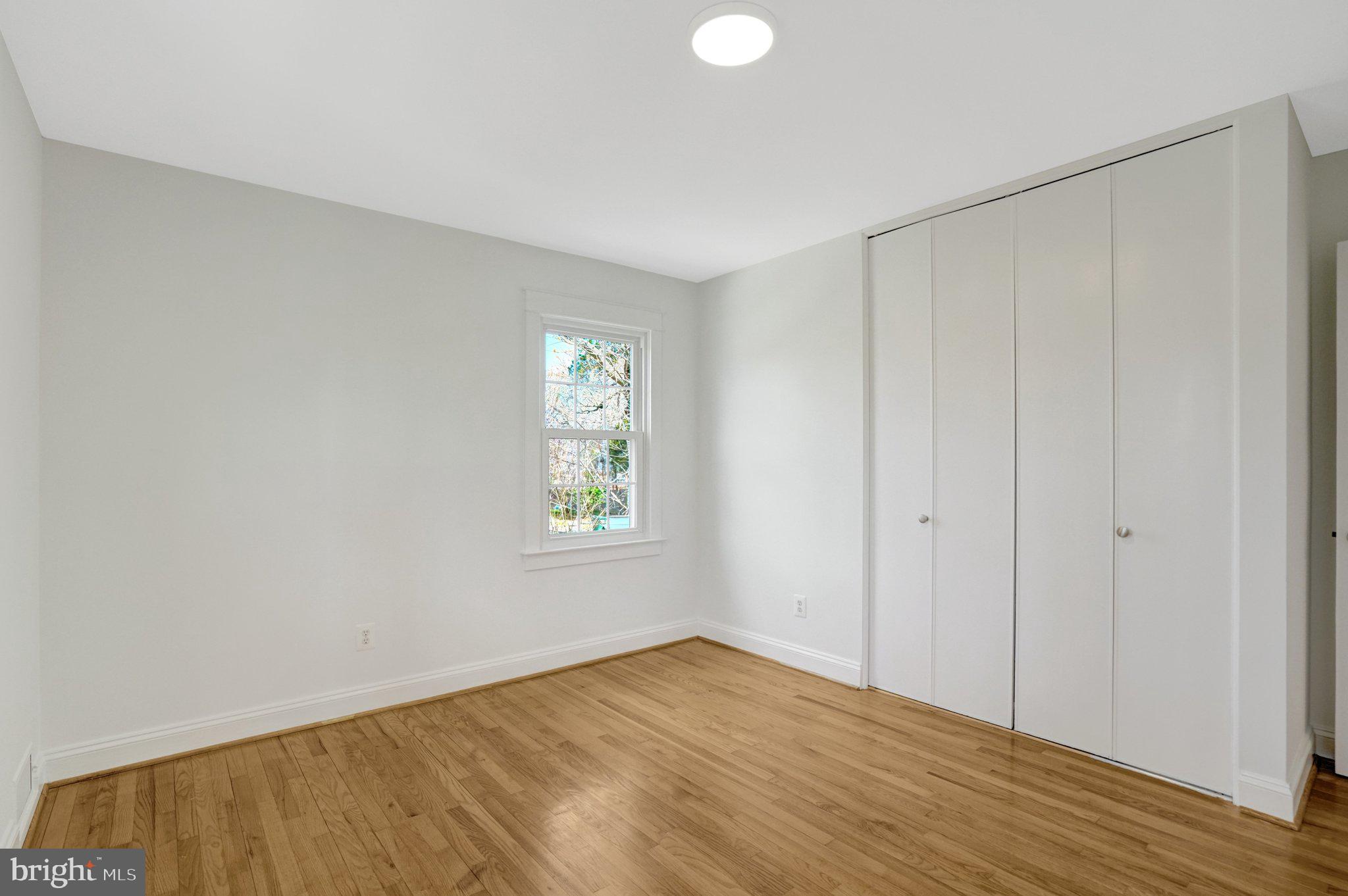 WAYNEWOOD - Residential