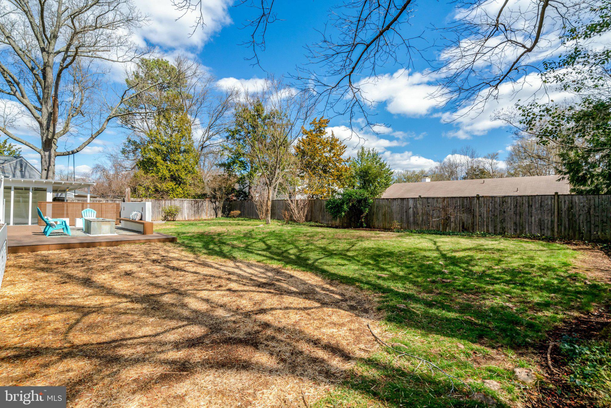 WAYNEWOOD - Residential