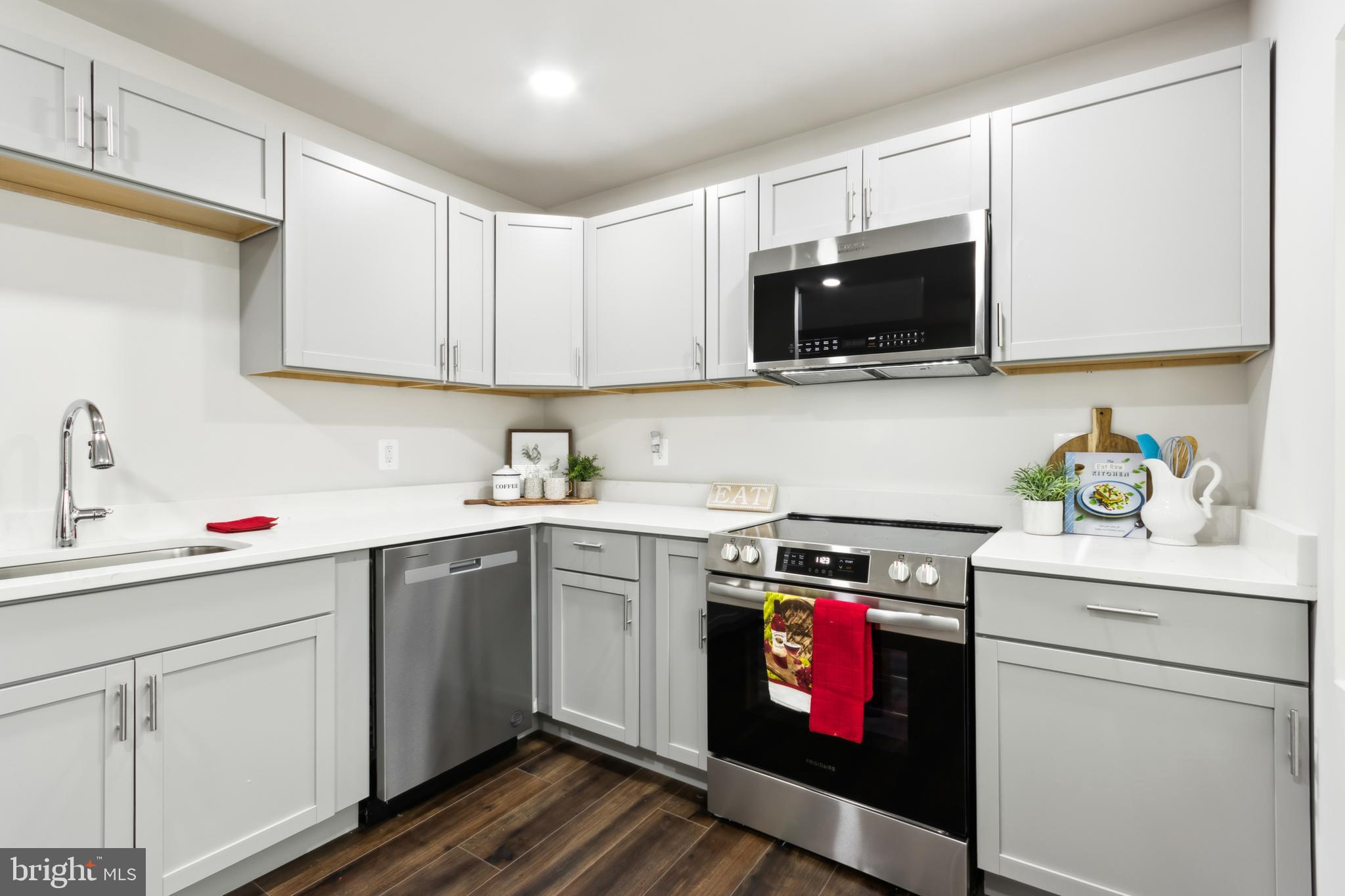 JEFFERSON PLACE - Residential