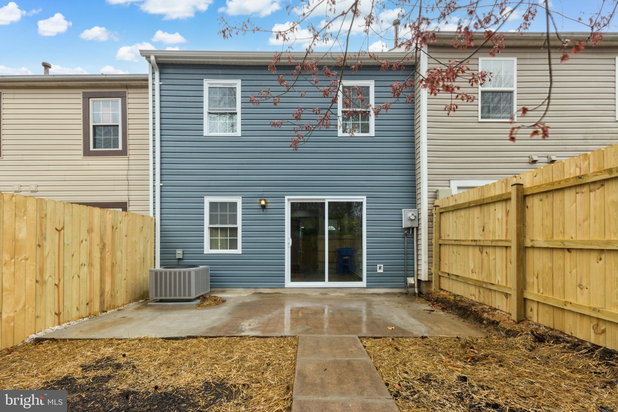 JEFFERSON PLACE - Residential