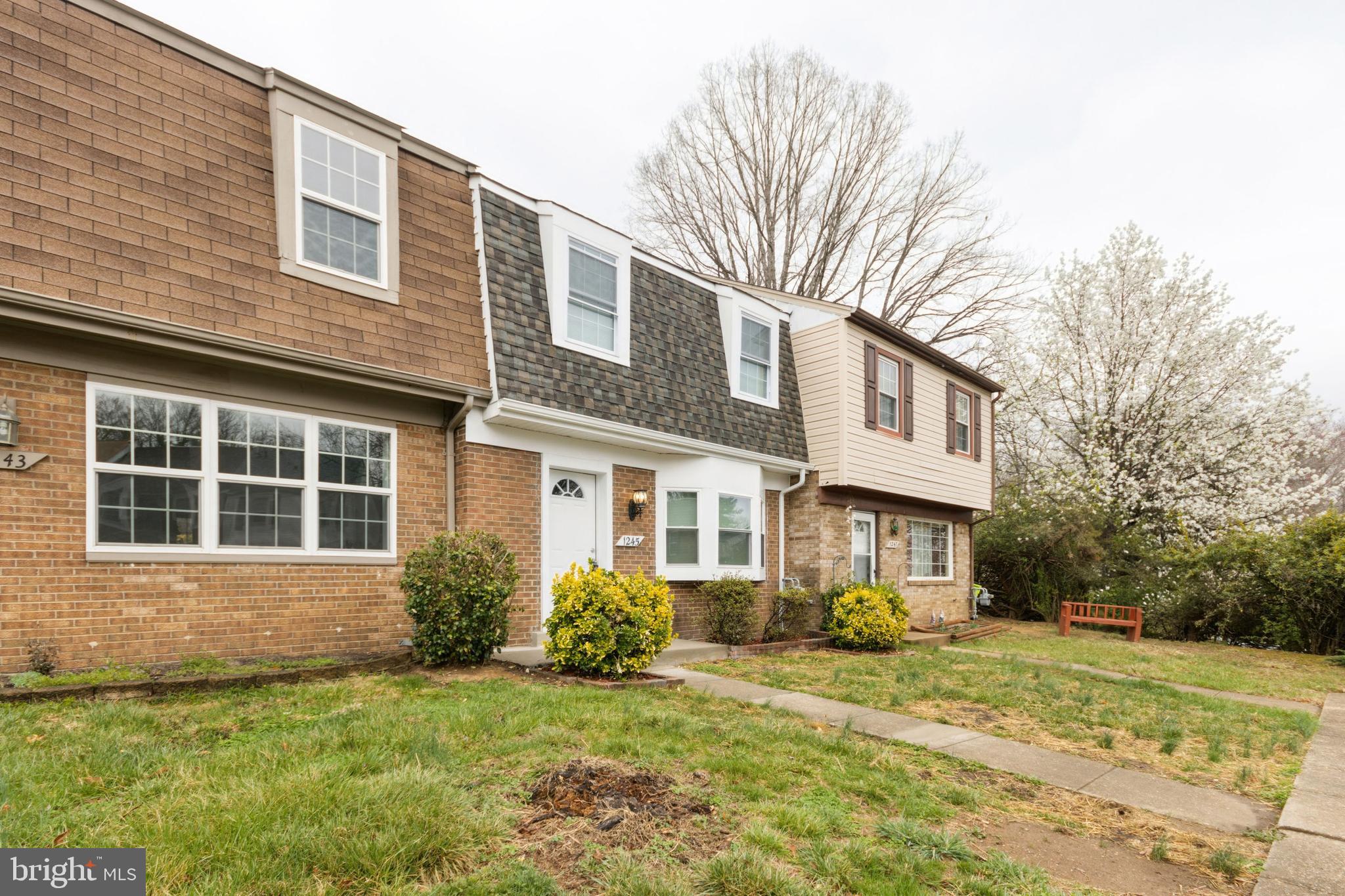 JEFFERSON PLACE - Residential