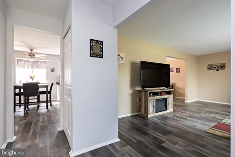 Tiny photo for 6 Eclipse Avenue, SEWELL, NJ 08080 (MLS # NJGL2071850)