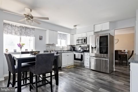 Tiny photo for 6 Eclipse Avenue, SEWELL, NJ 08080 (MLS # NJGL2071850)