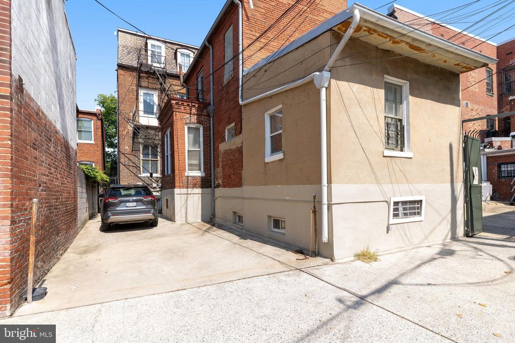 listing image 30