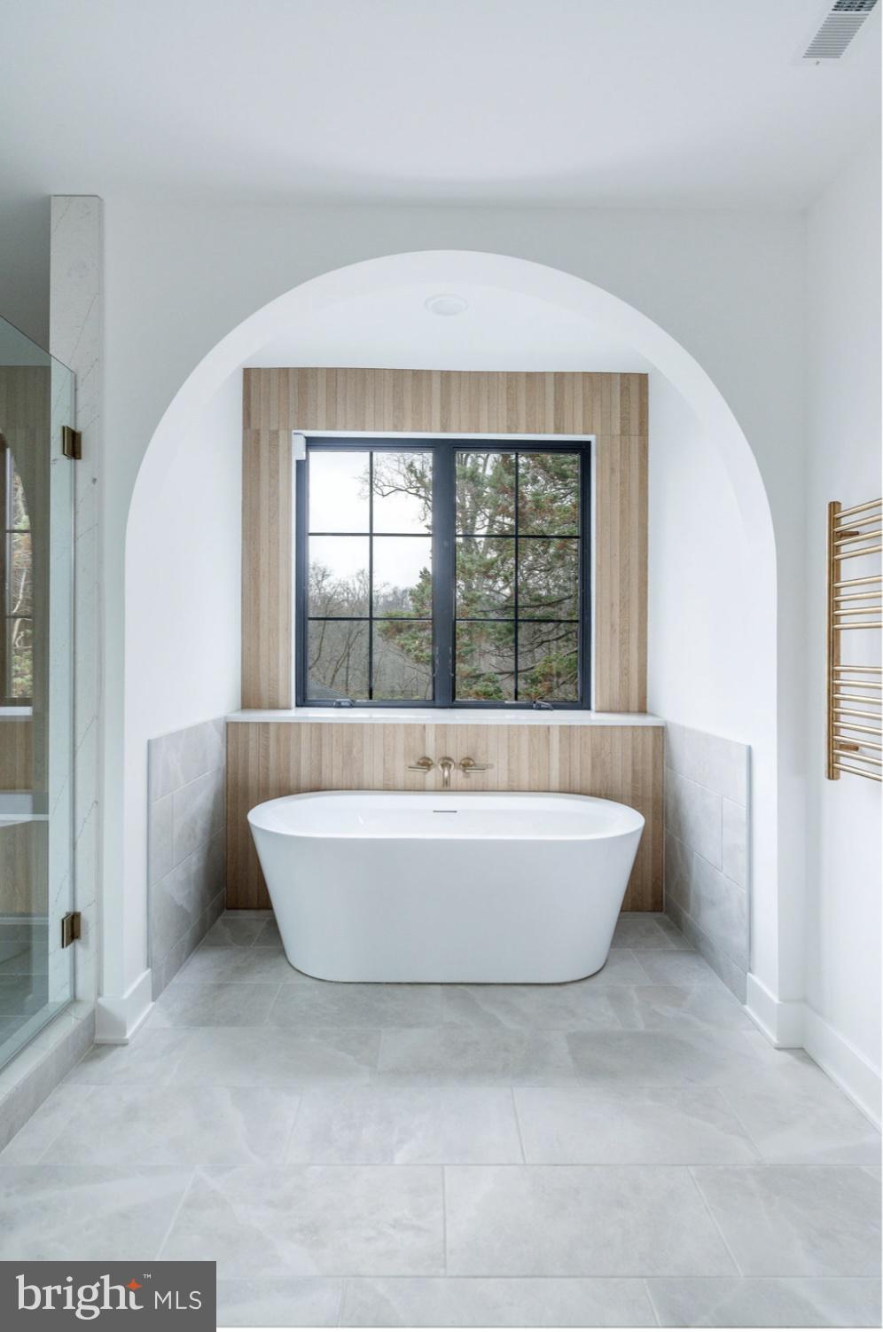 SPRING KNOLL - Residential