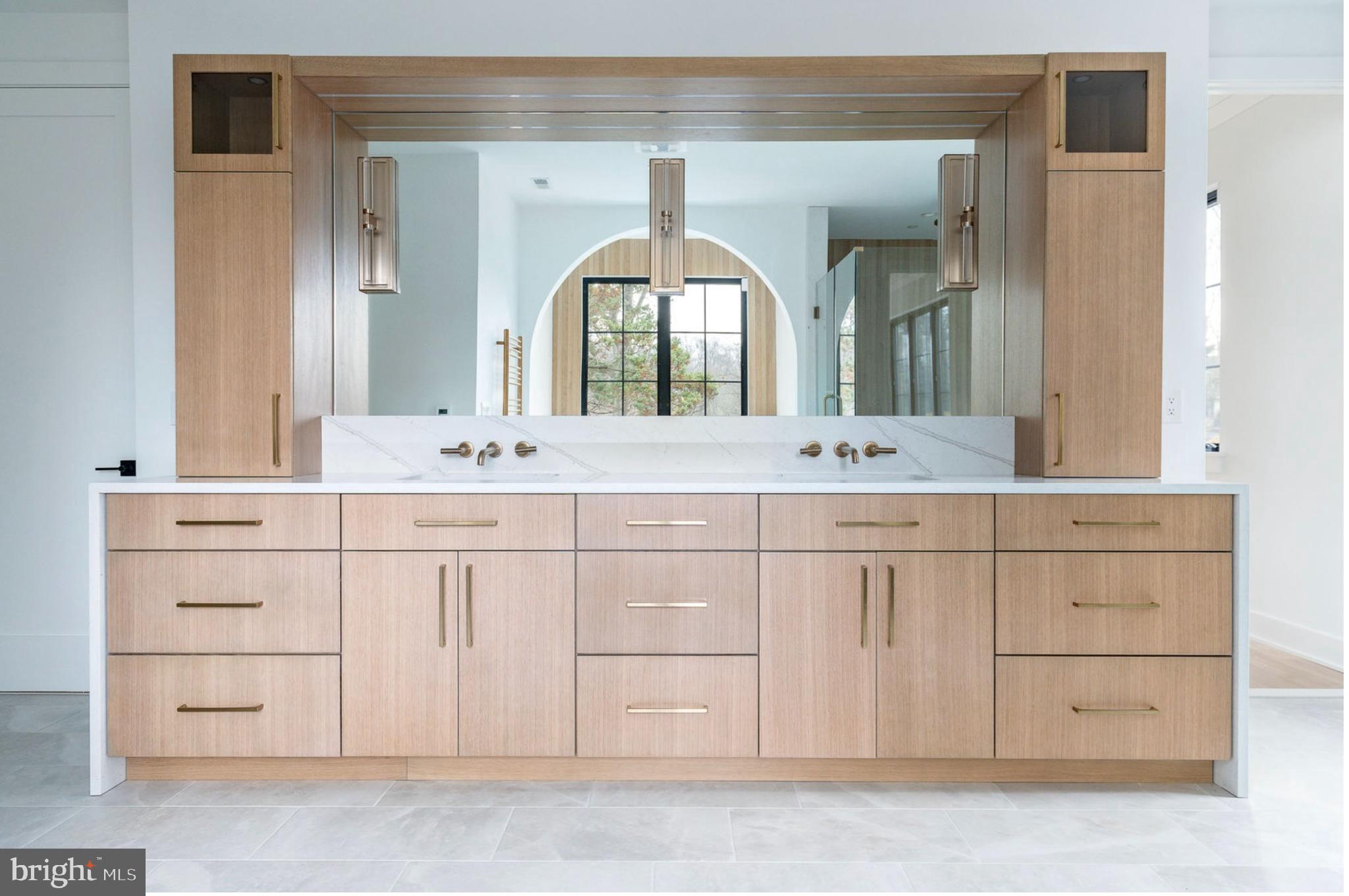 SPRING KNOLL - Residential